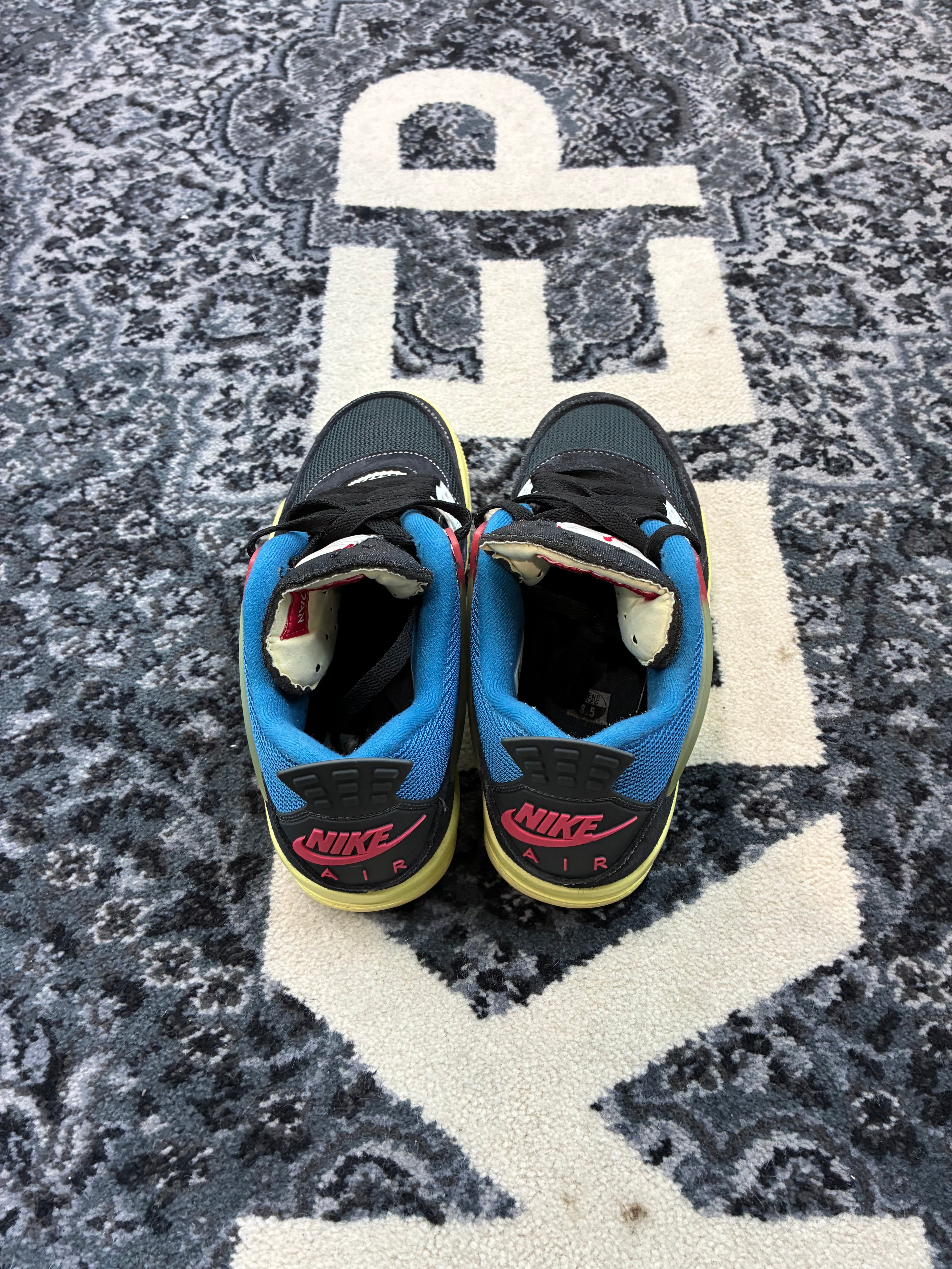 Jordan 4 “Union Off Noir”