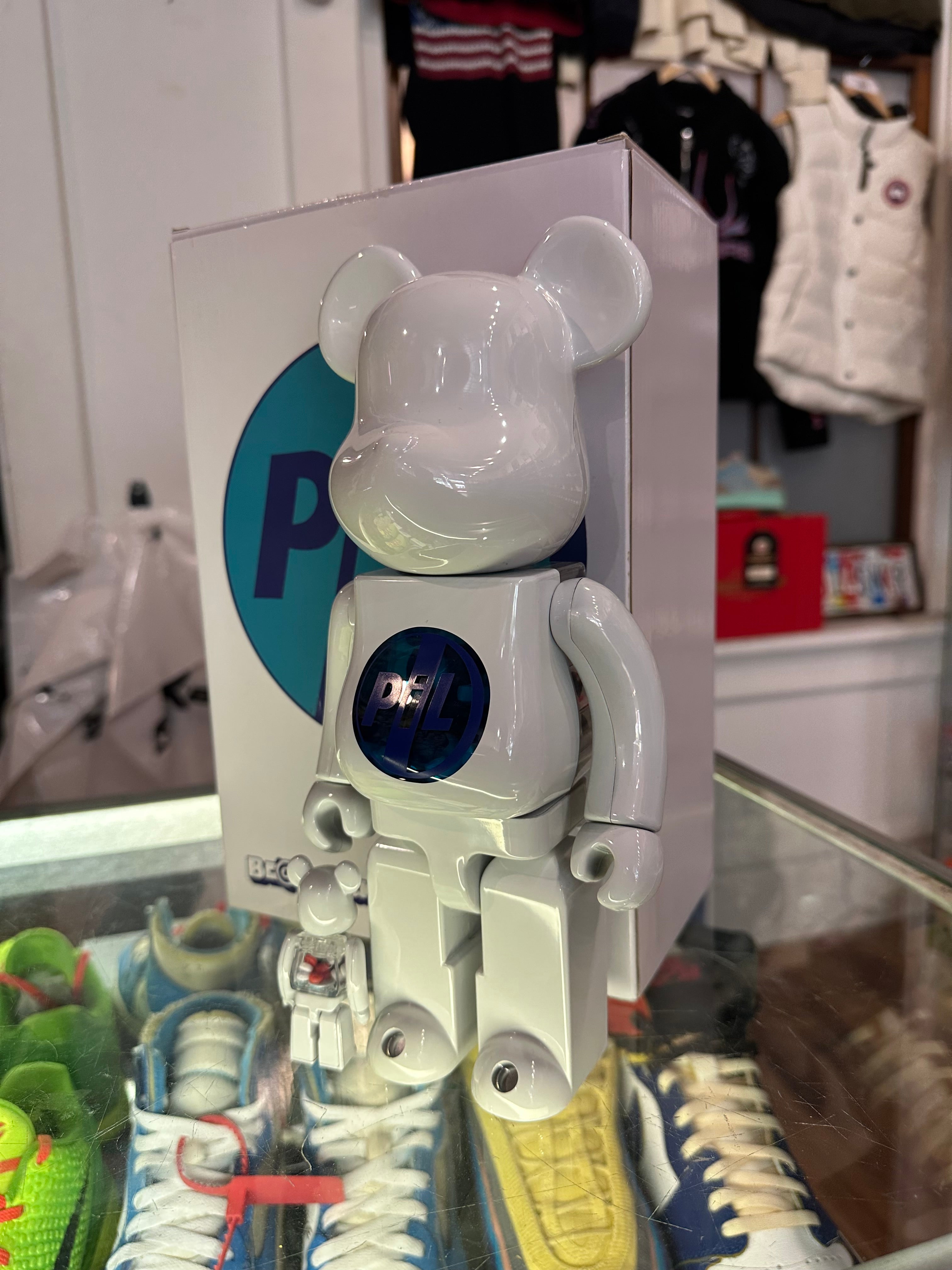 Bearbrick 400% & 100% “PIL”