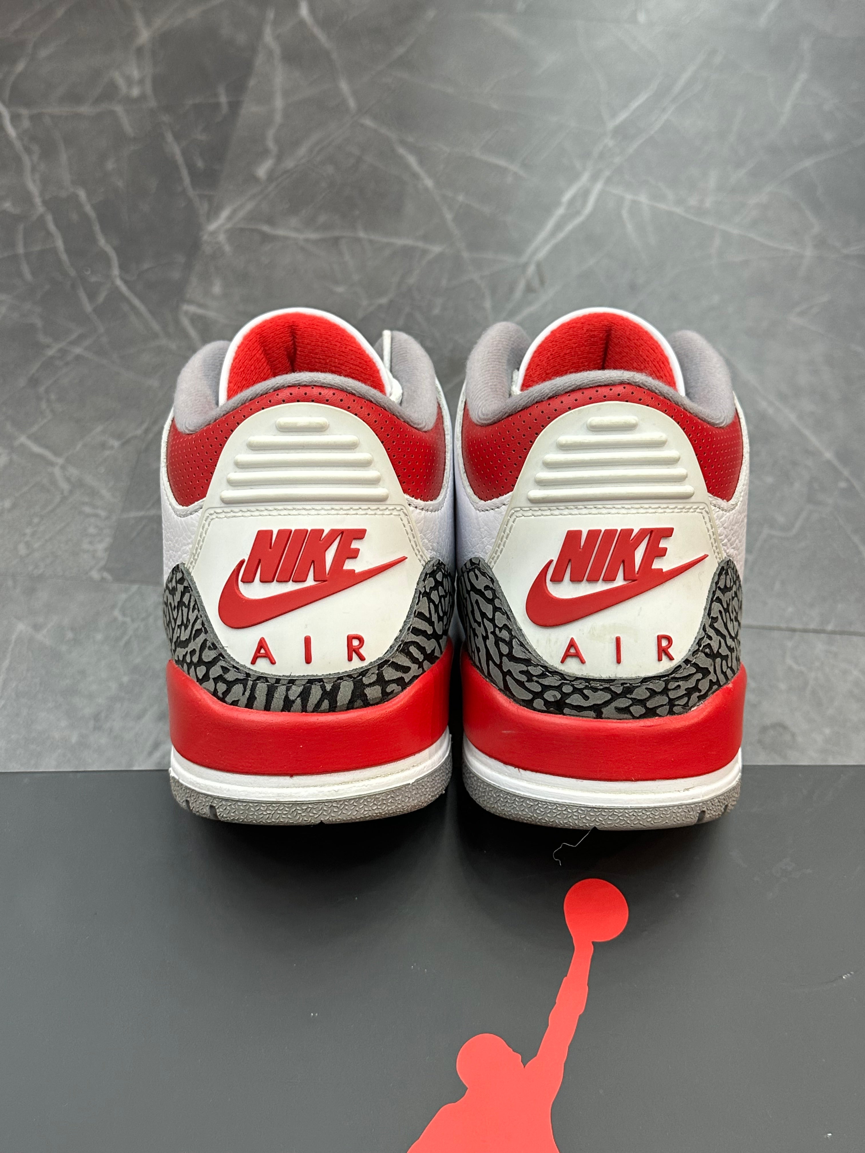 Jordan 3 “Fire Red” (2022)