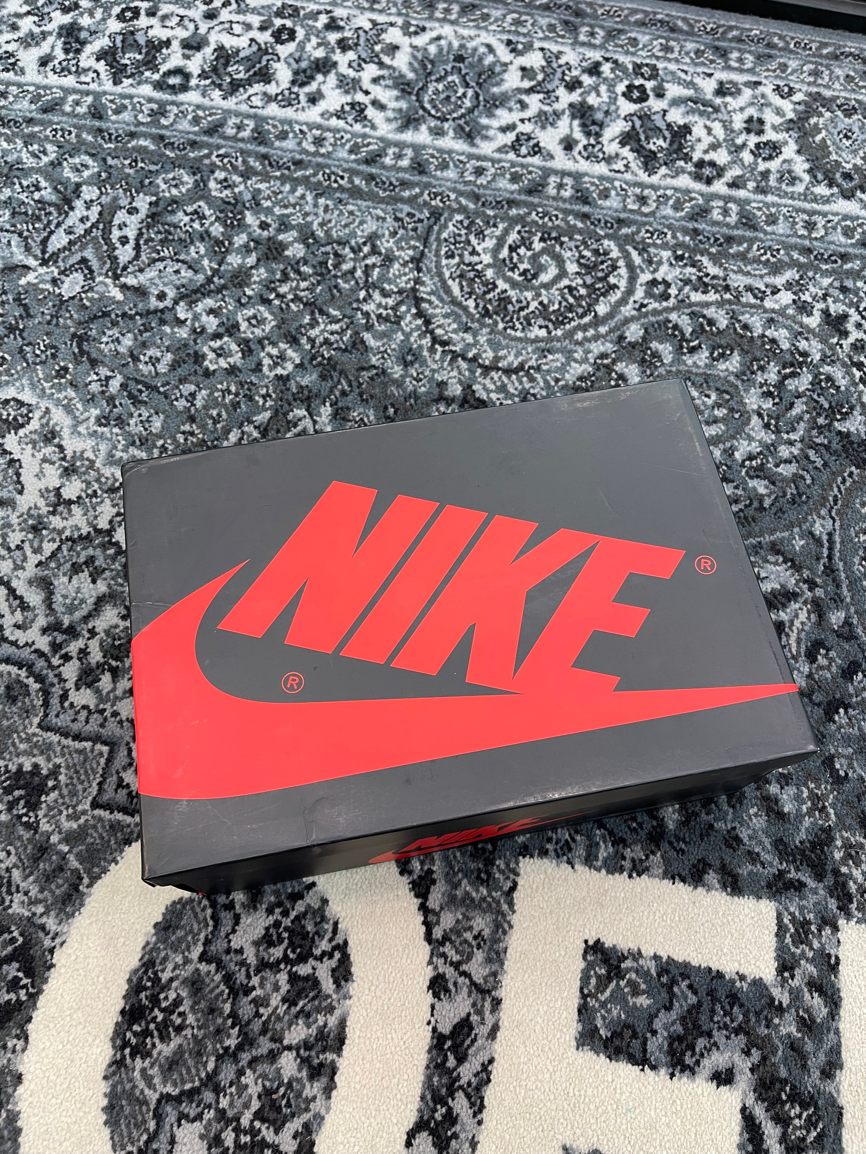 Jordan 1 High “Pine Green Black”