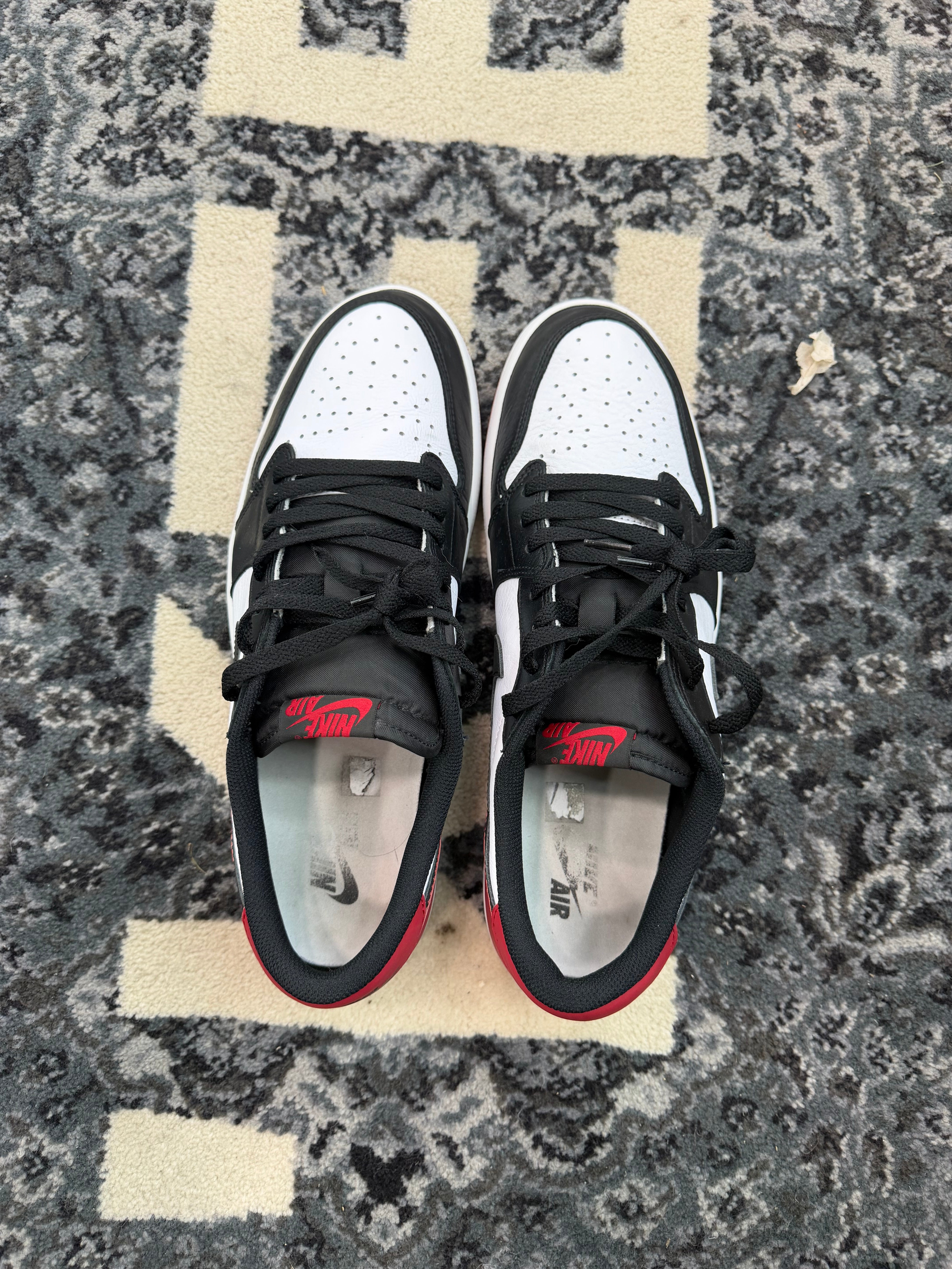 Jordan 1 Low “Black Toe”