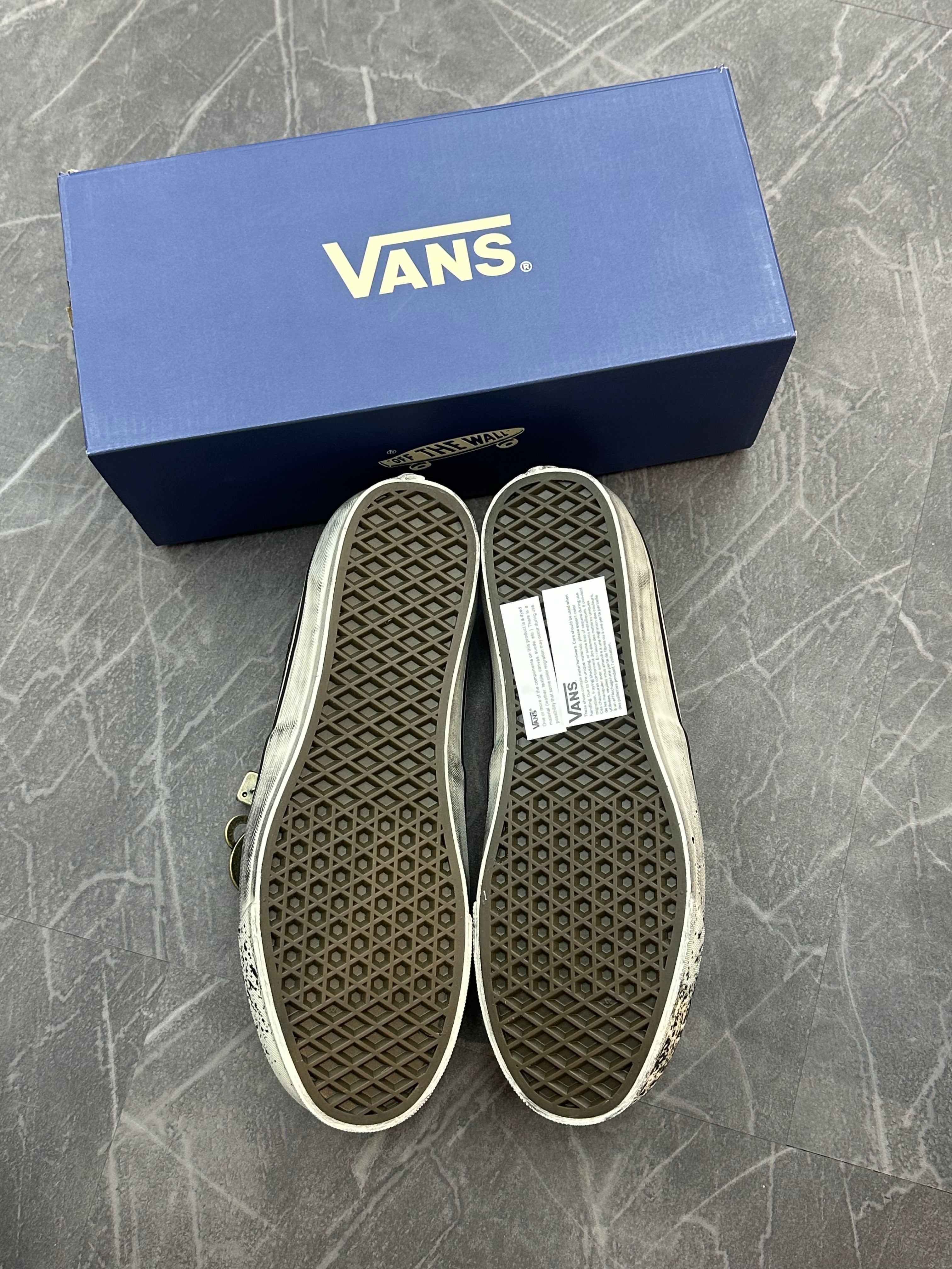 Vans Premium Authentic La Habana “Red Navy”