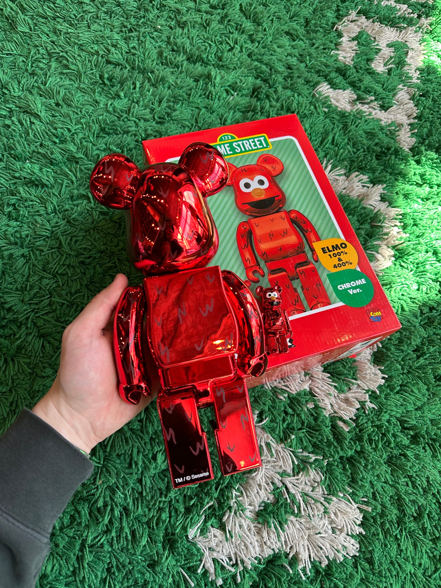 BearBrick 400% & 100% “Elmo Chrome”