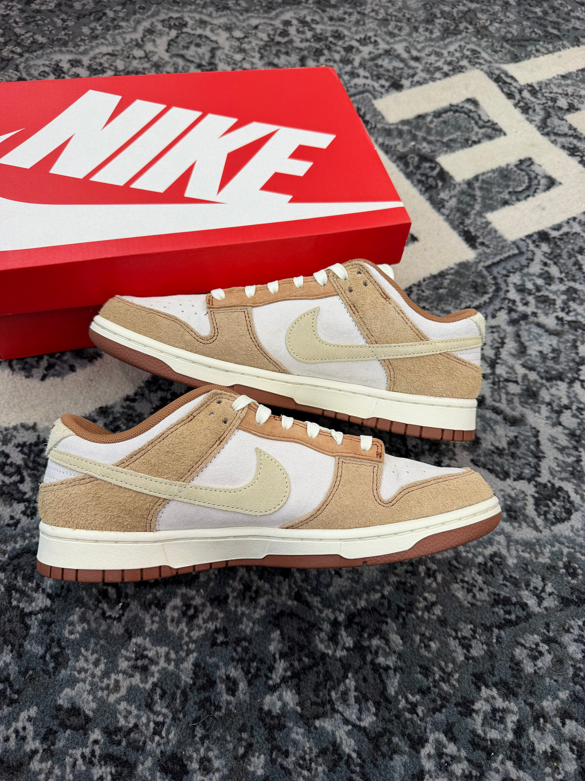 Nike Dunk Low “Medium Curry”