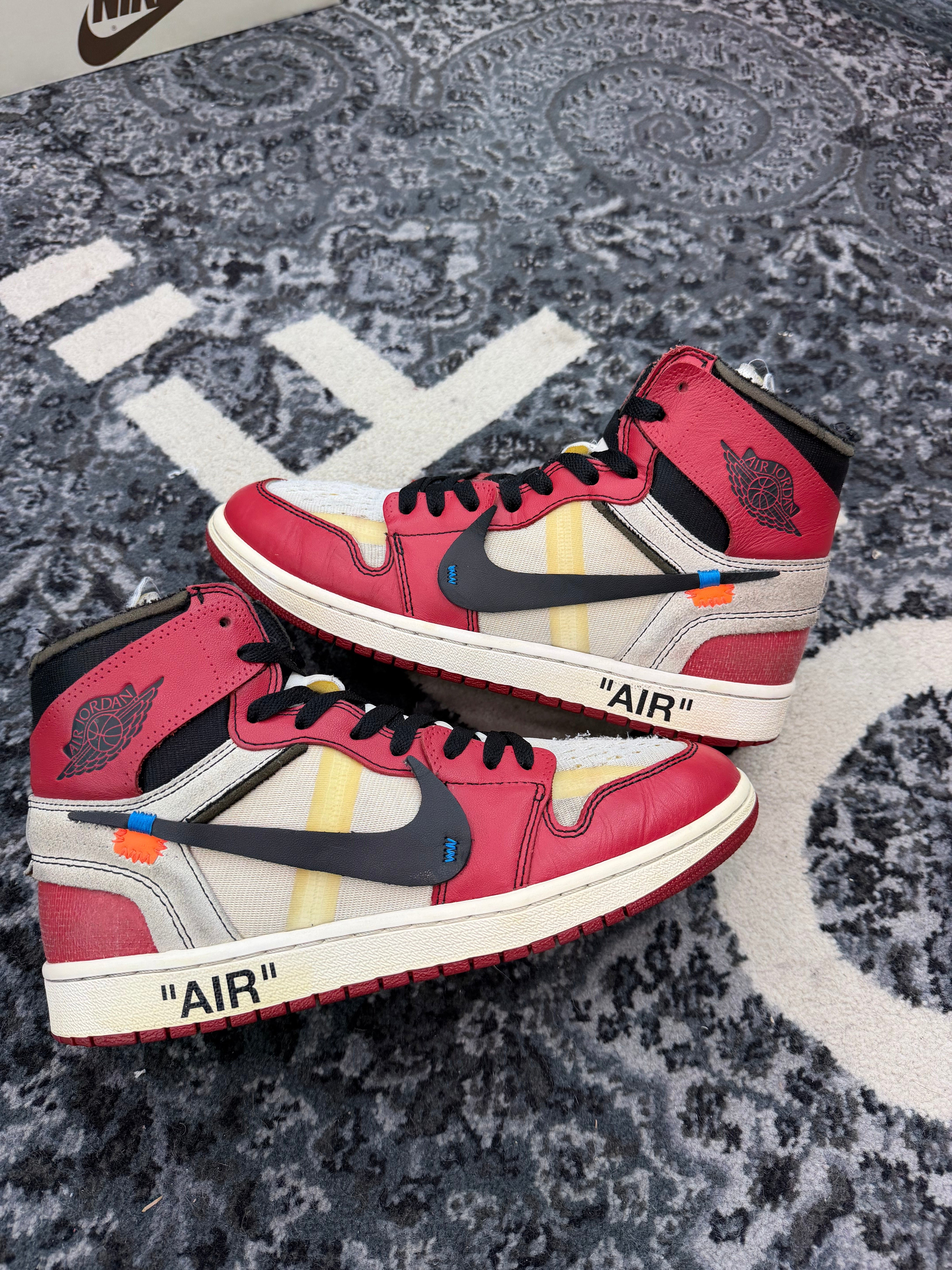 Jordan 1 High x Off White “Chicago”