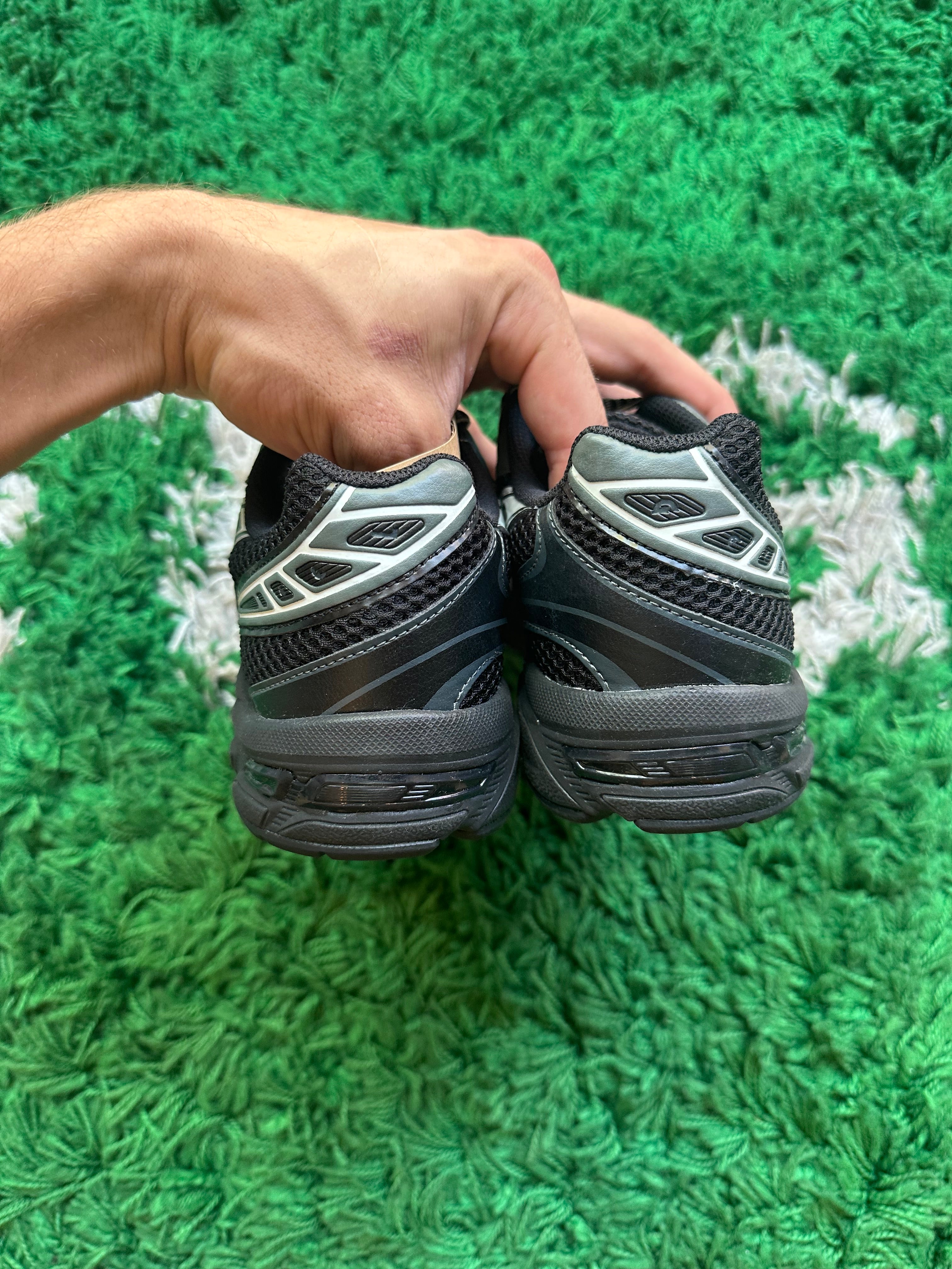 Asic Gel 1130 “Black Glacier Grey”