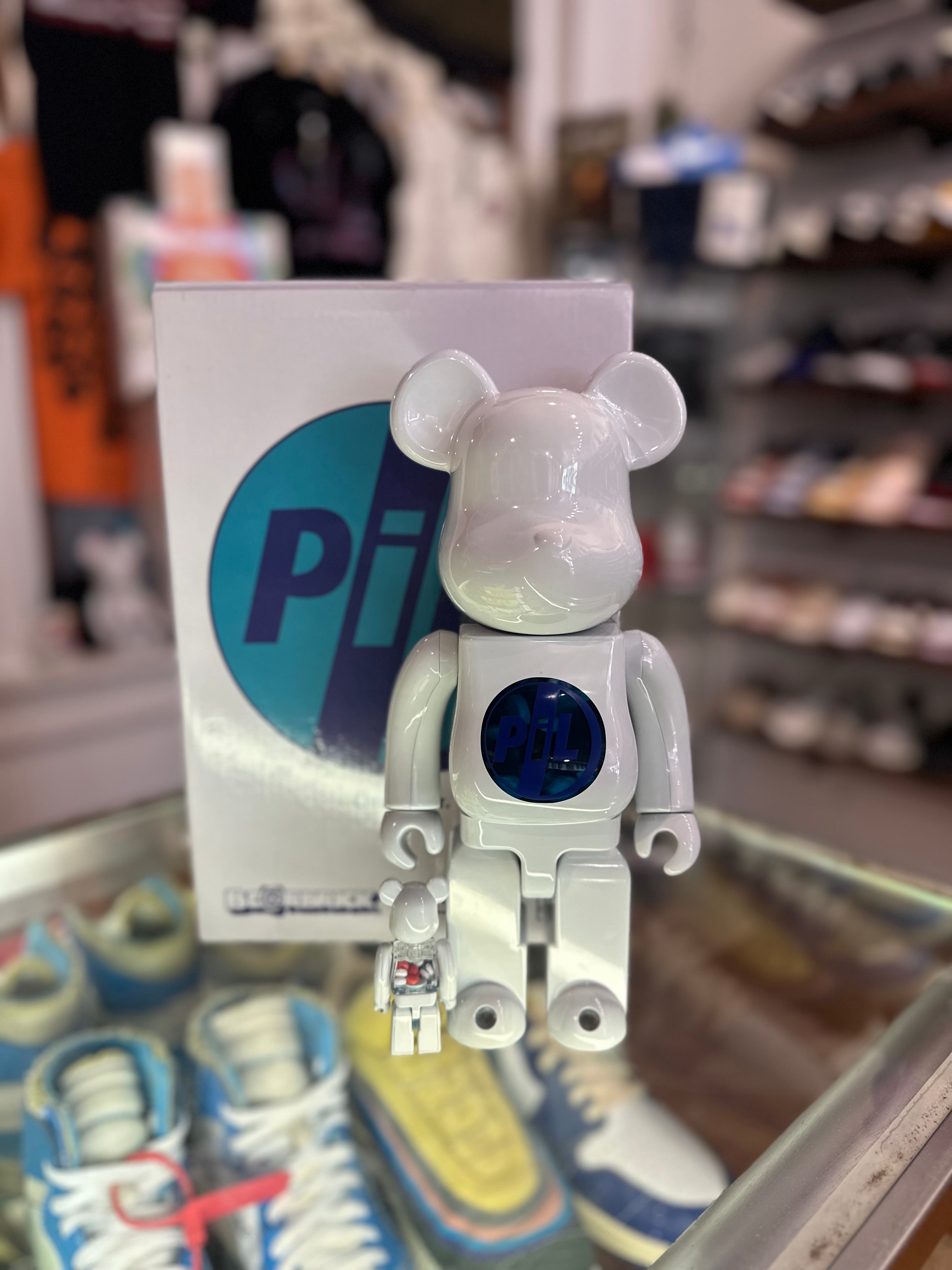 Bearbrick 400% & 100% “PIL”