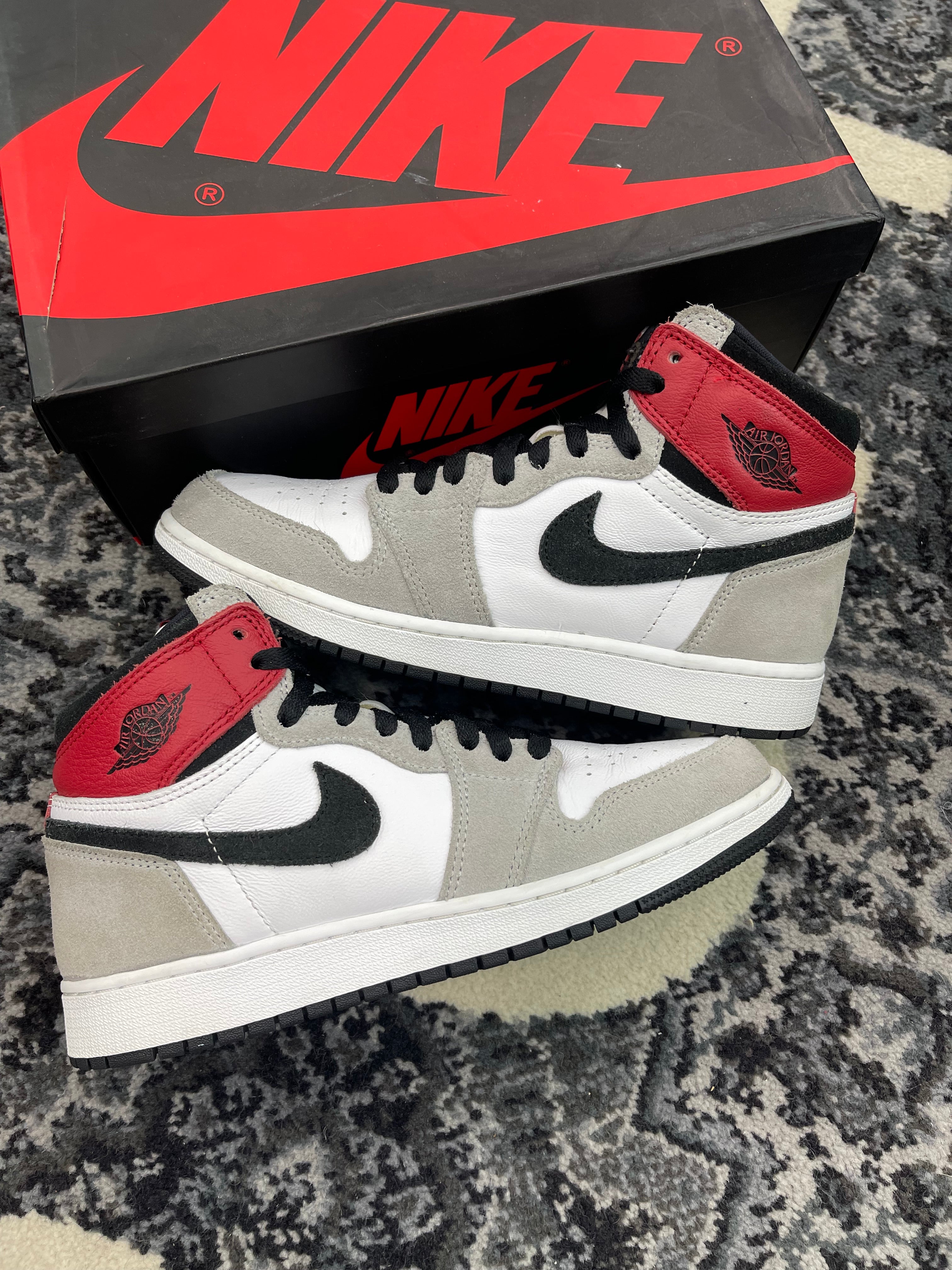 Jordan 1 High “Smoke Grey”