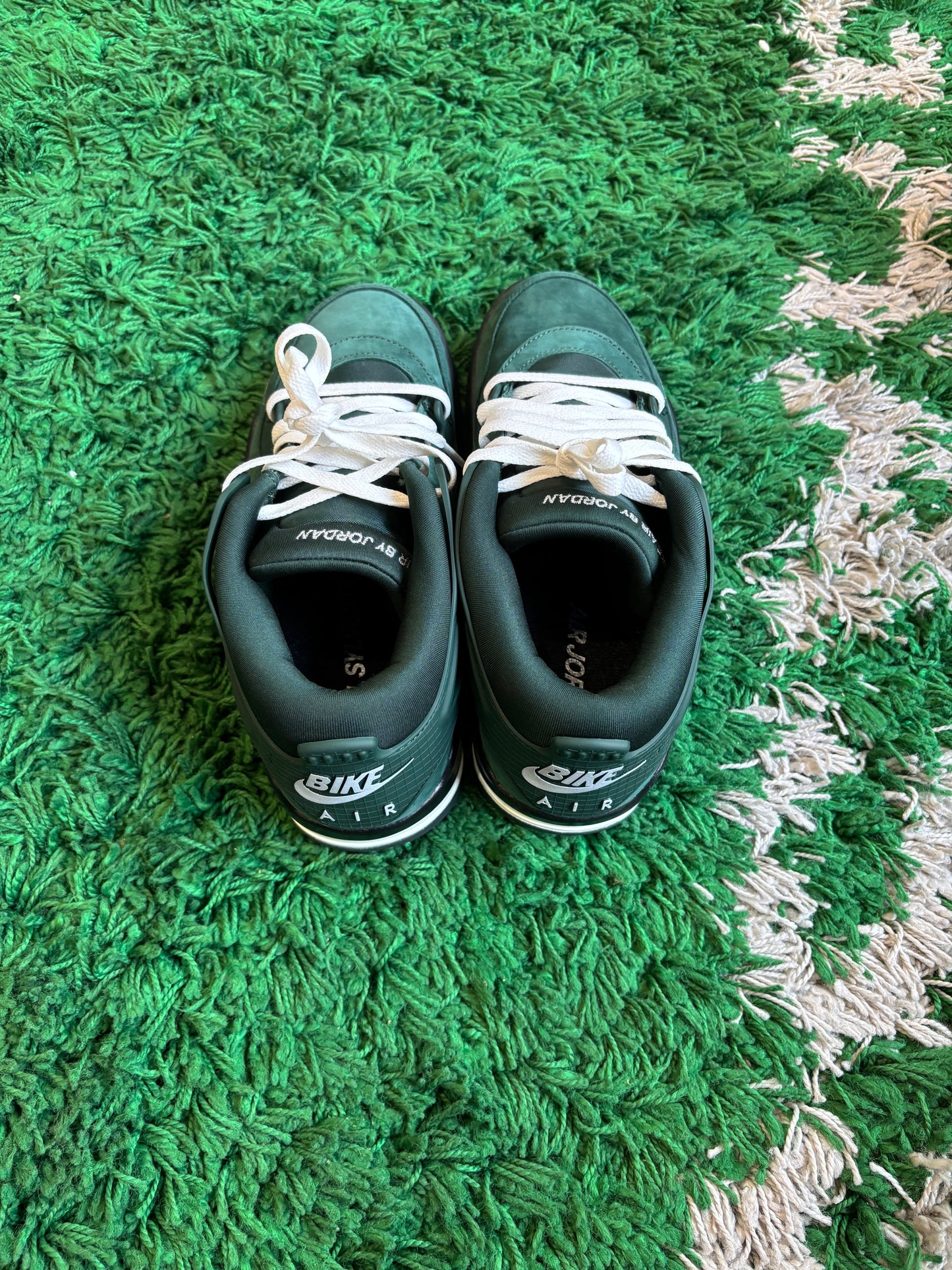 Jordan 4 RM “Nigel Sylvester Grandma’s Driveway”