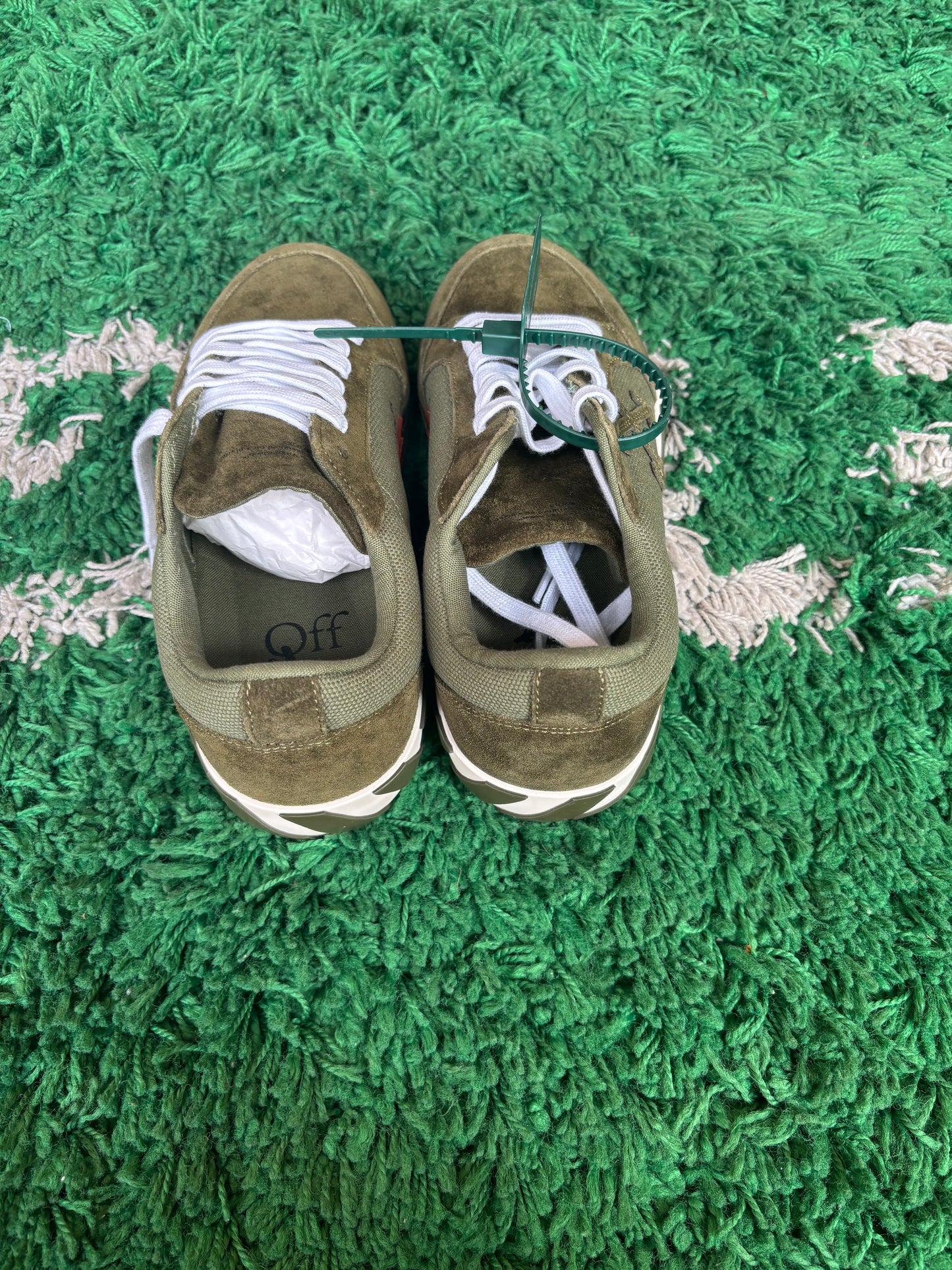 OFF-WHITE Vulc Low “Military Green”