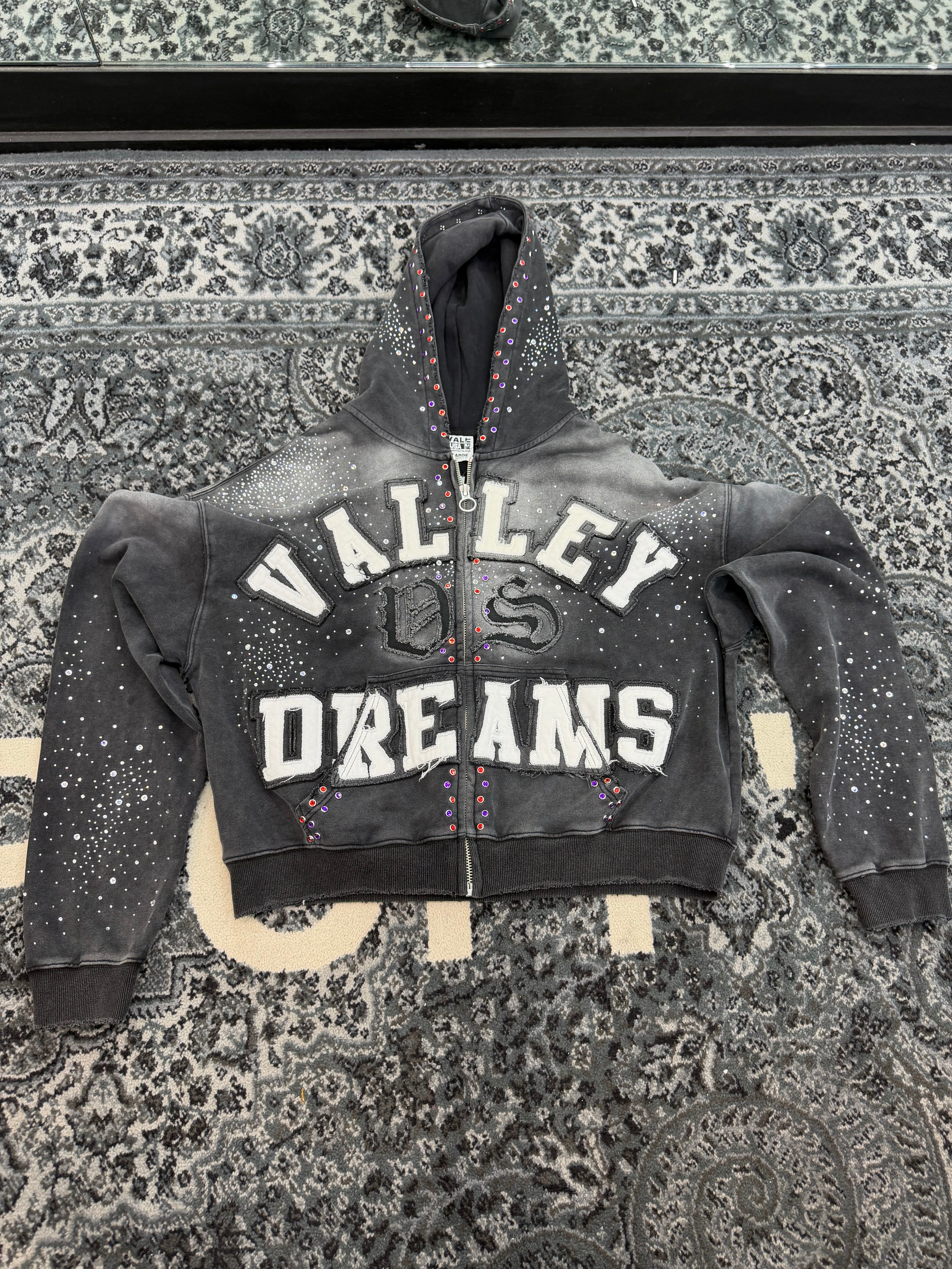Vale Zip Up “Classico”