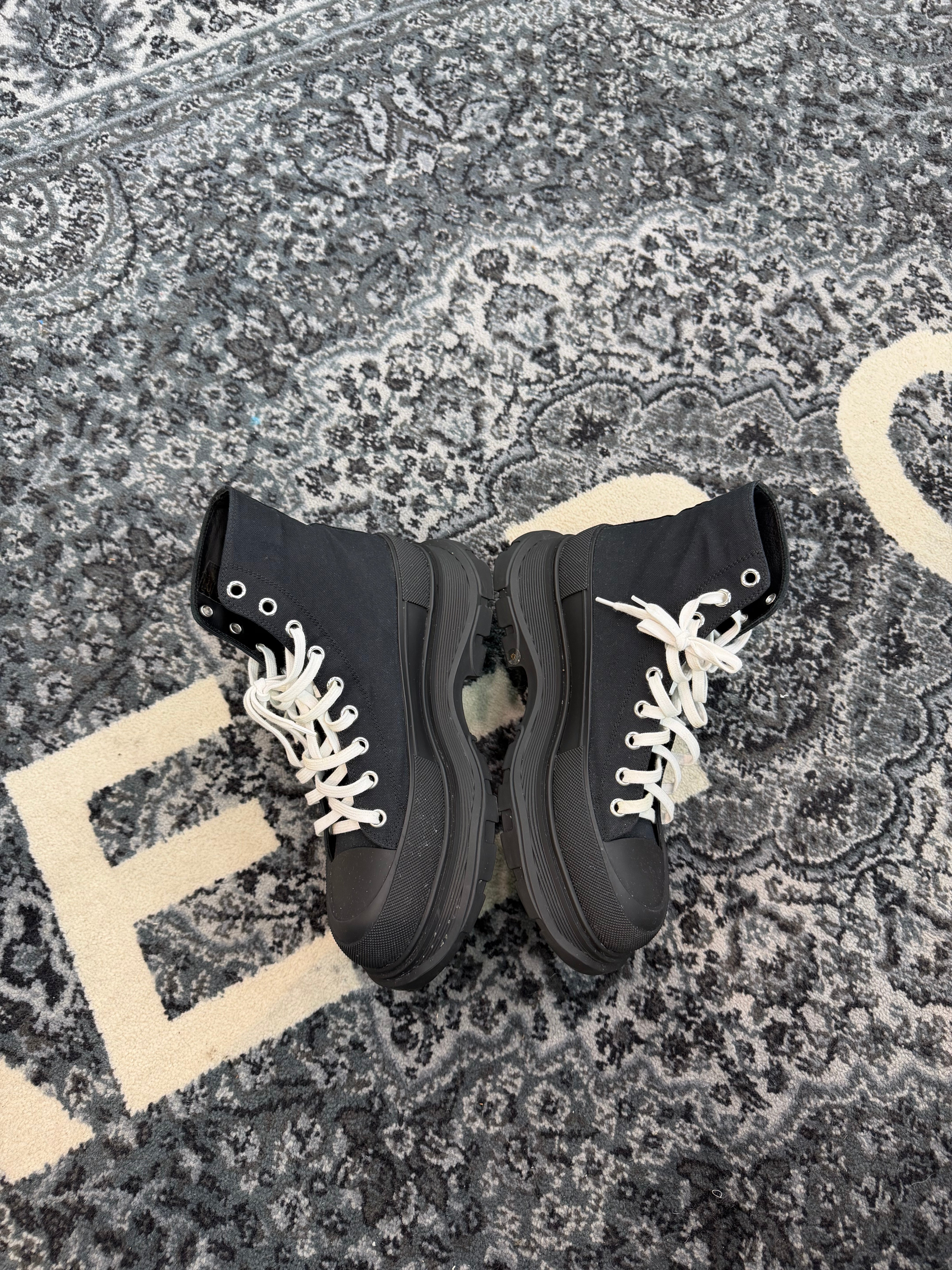 Alexander McQueen High Top Boot “Black”