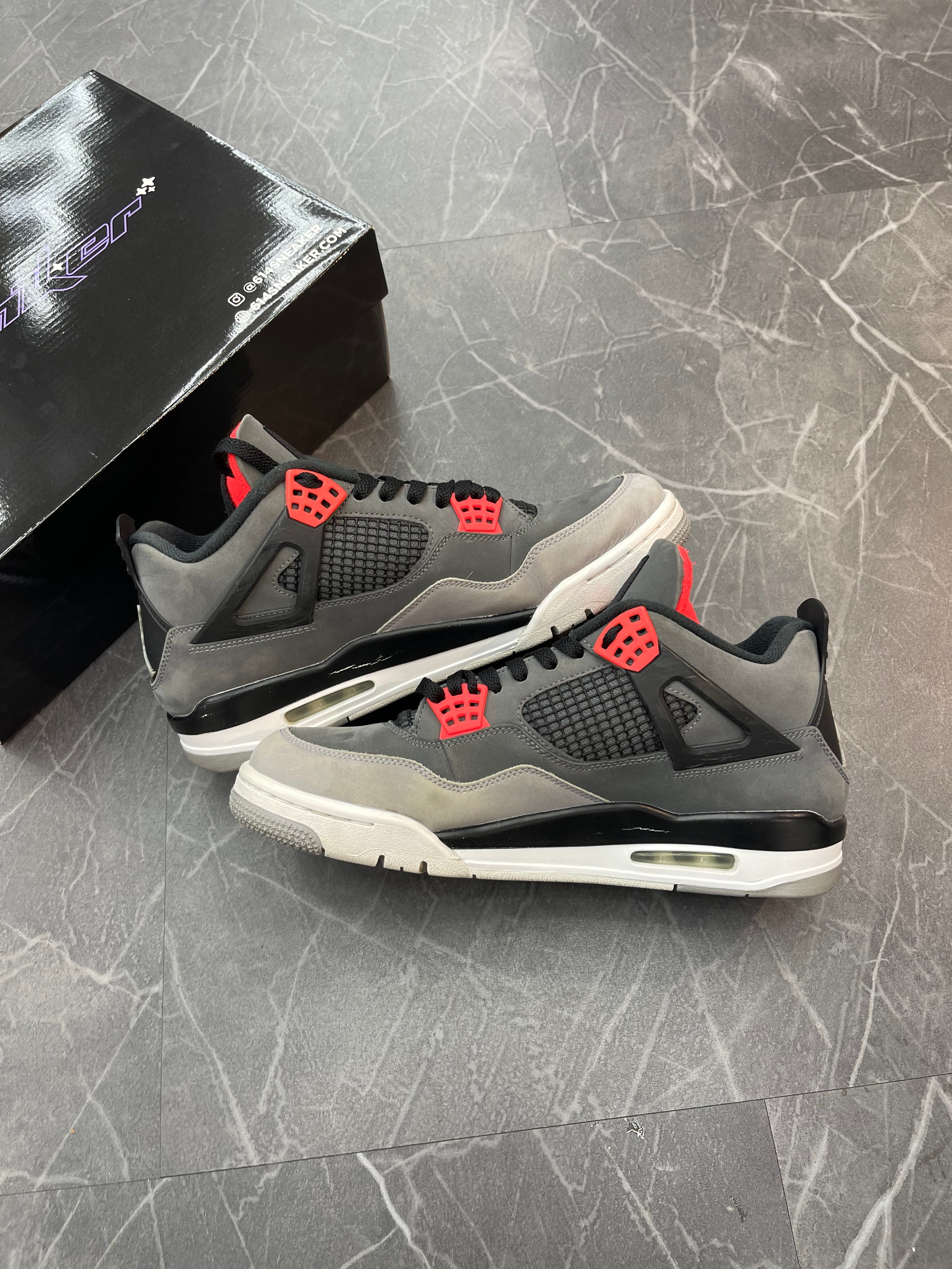 Jordan 4 “Infrared”