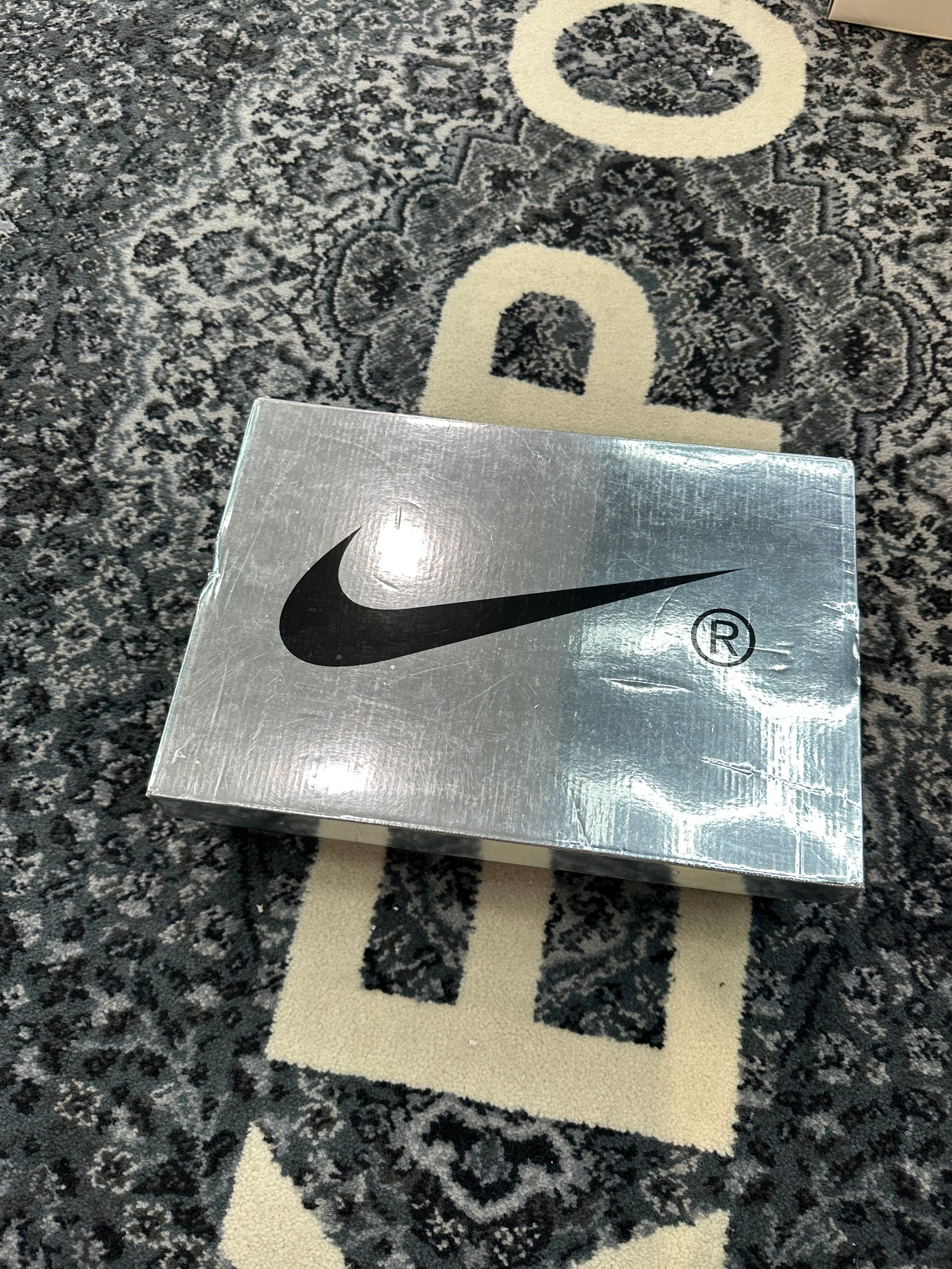 Nike Dunk Low Off White “University Red”