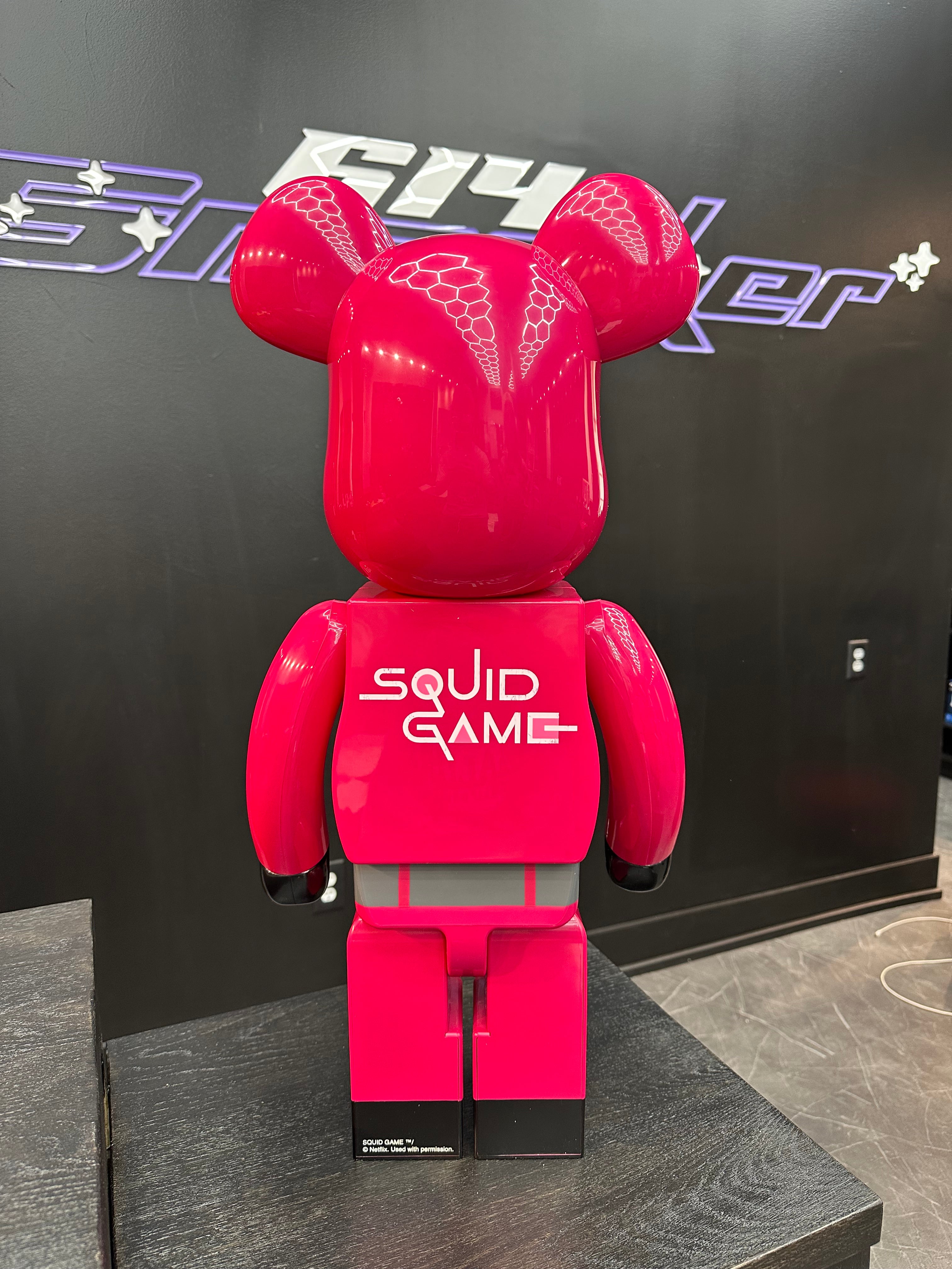Bearbrick 1000% “Squid Game Guard”