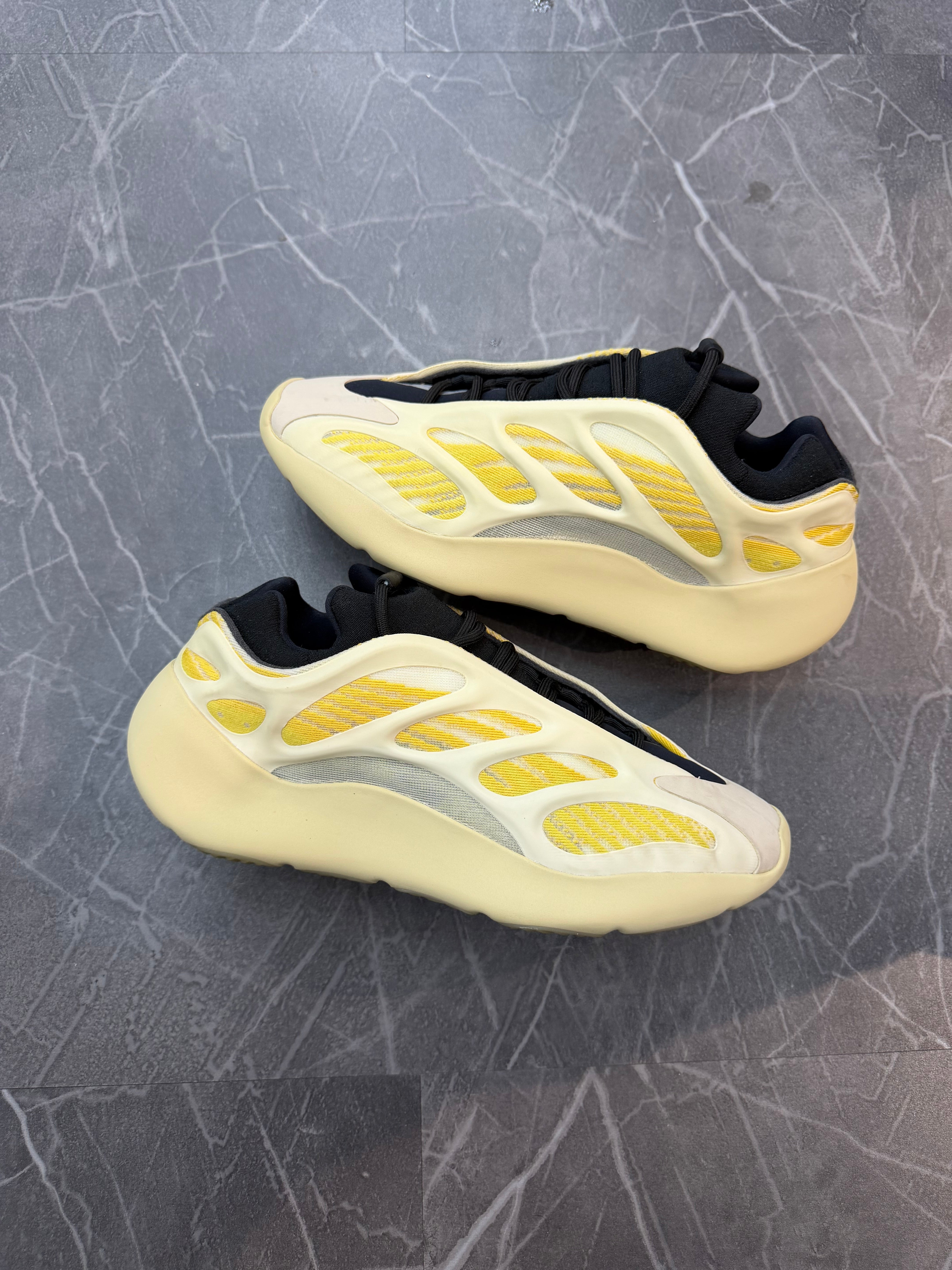 Yeezy 700 “Sunflower”