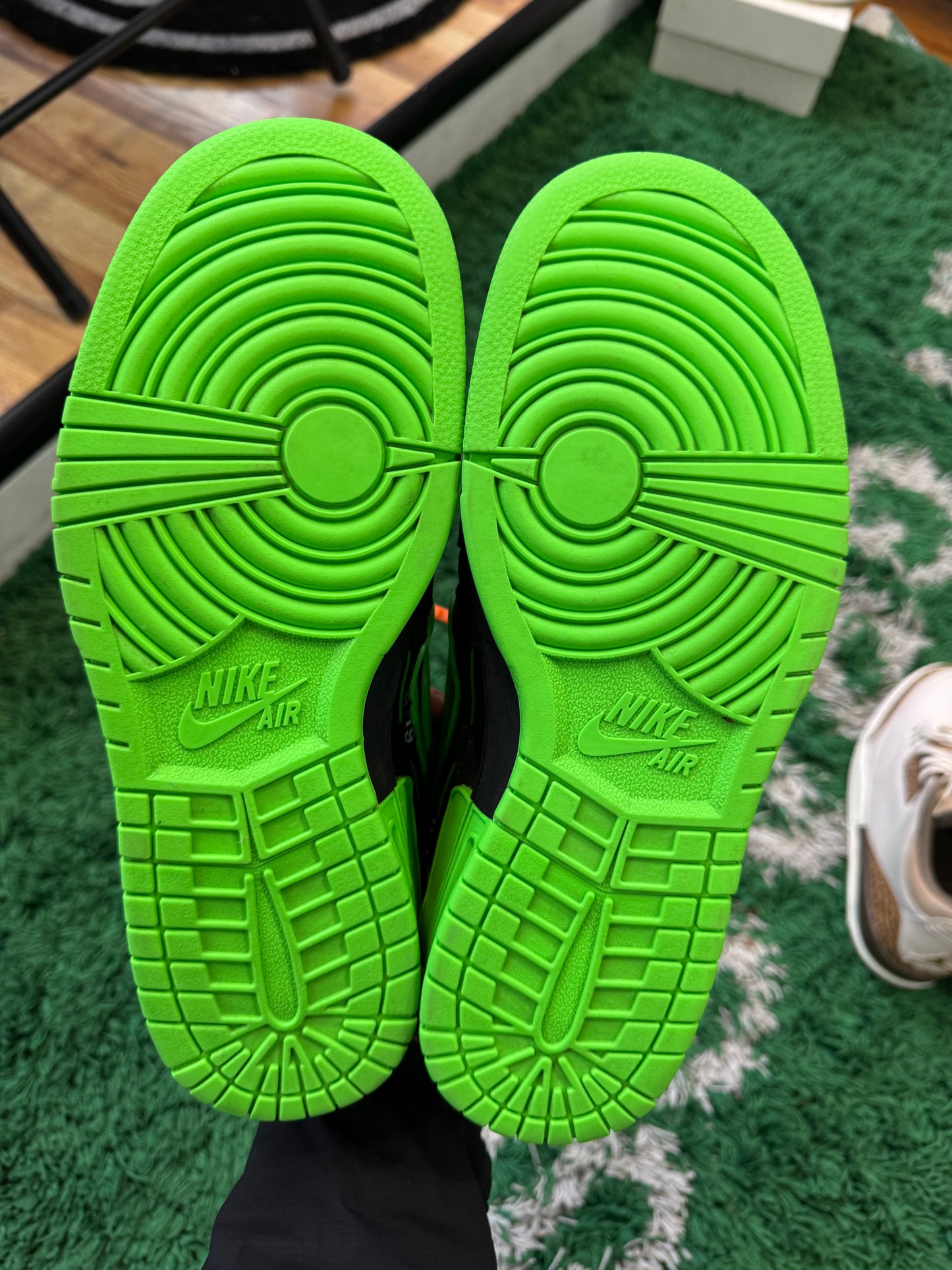 Nike Rubber Dunk Low x Off White “Green Strike”