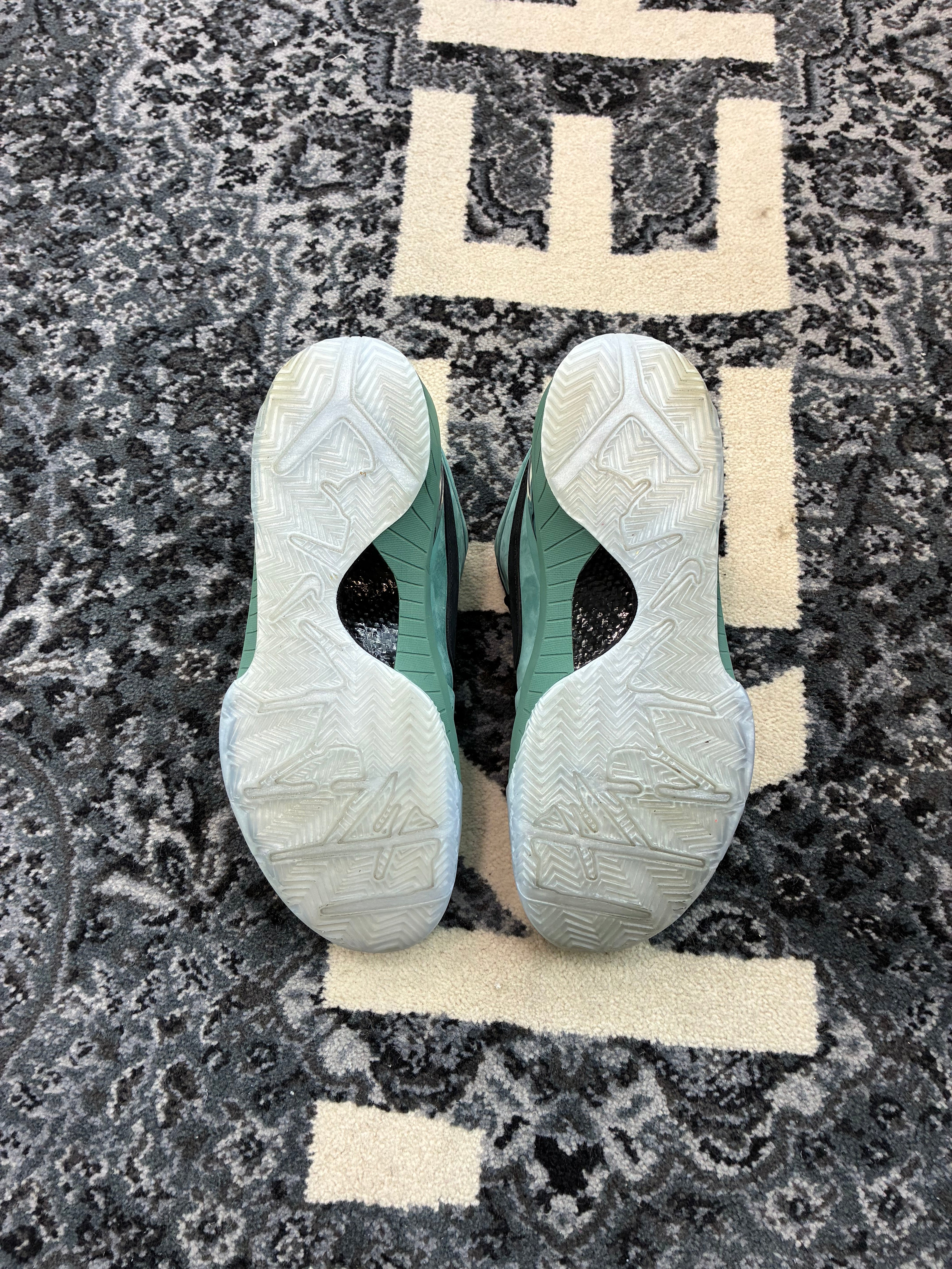 Nike Kobe 4 Protro “Girl Dad”