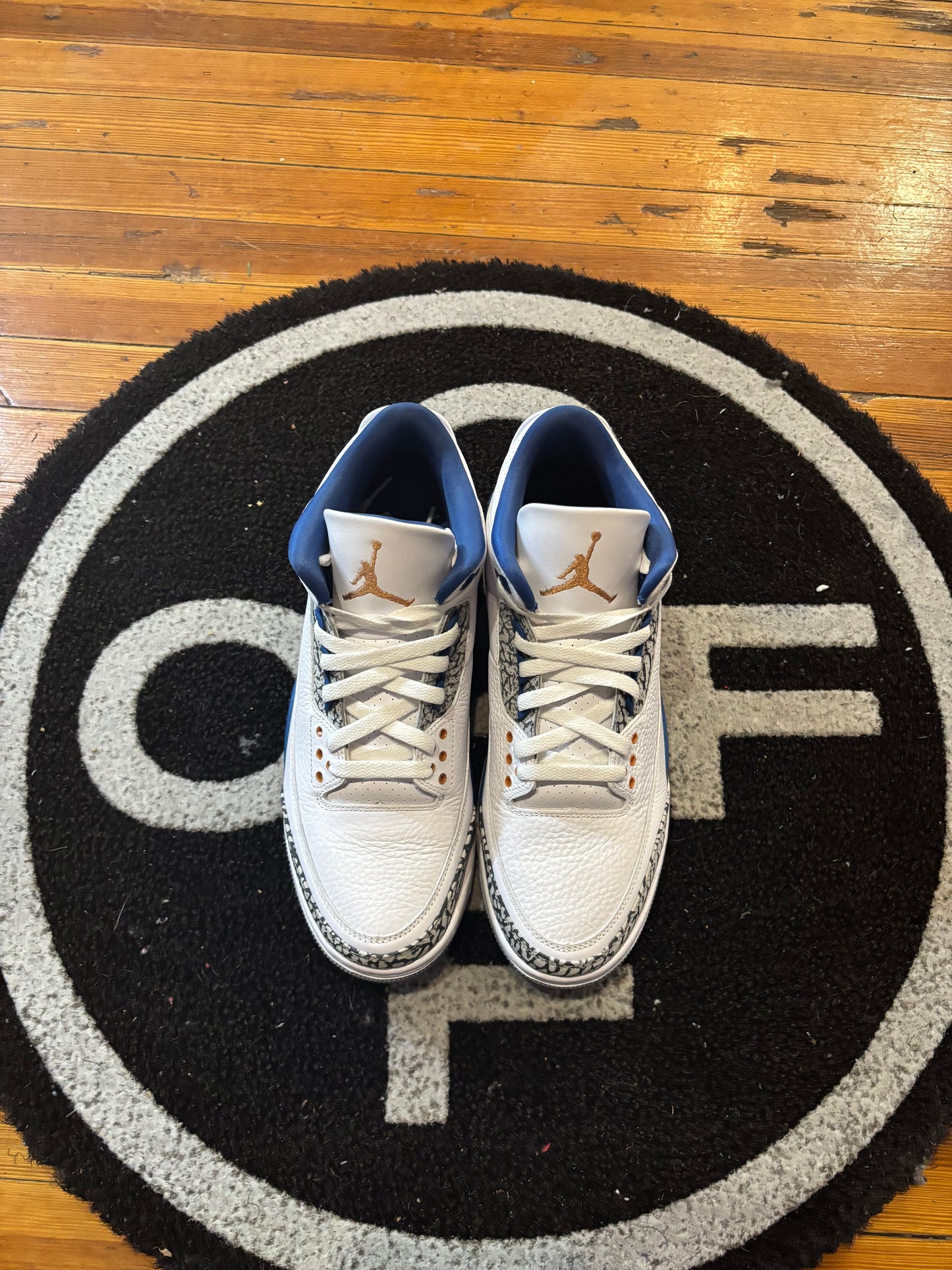 Jordan 3 “Wizards”