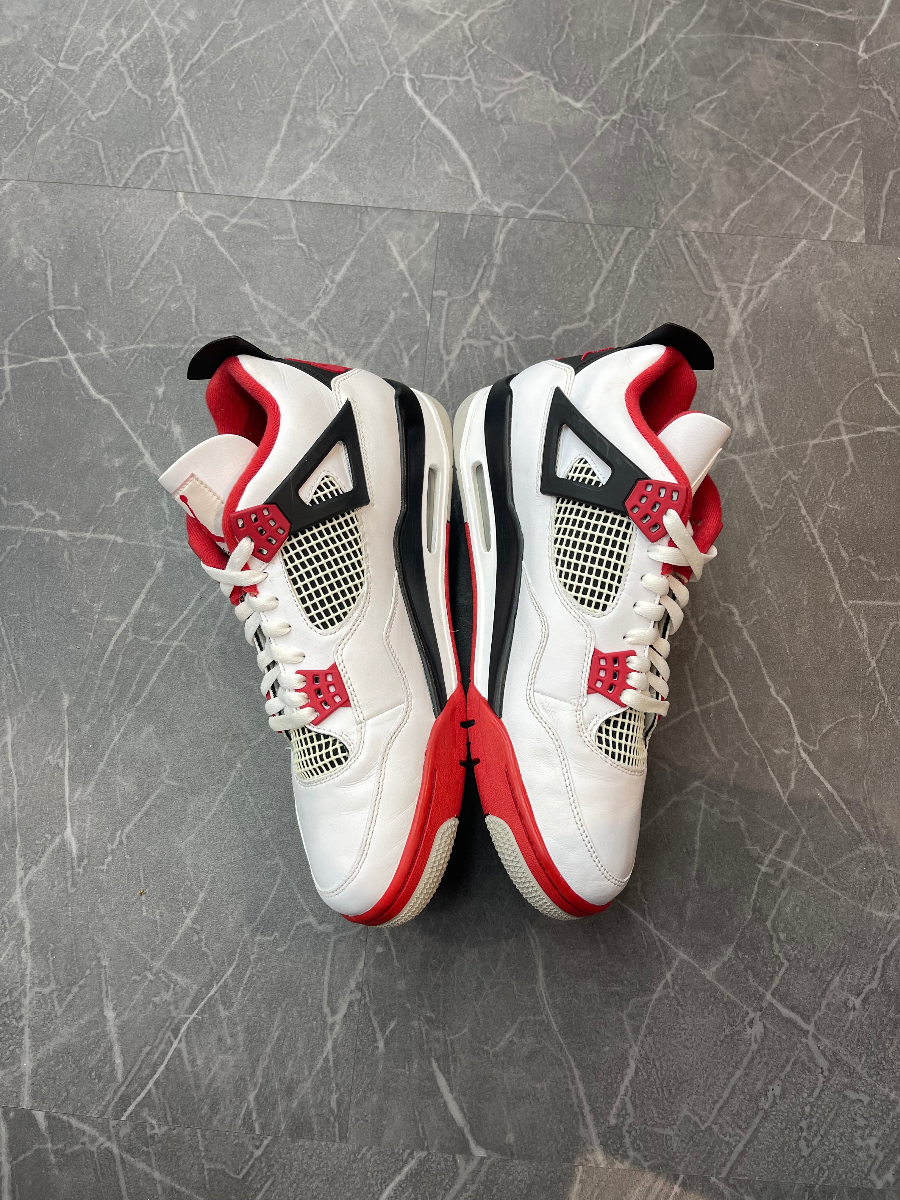 Jordan 4 “Fire Red” (2020)
