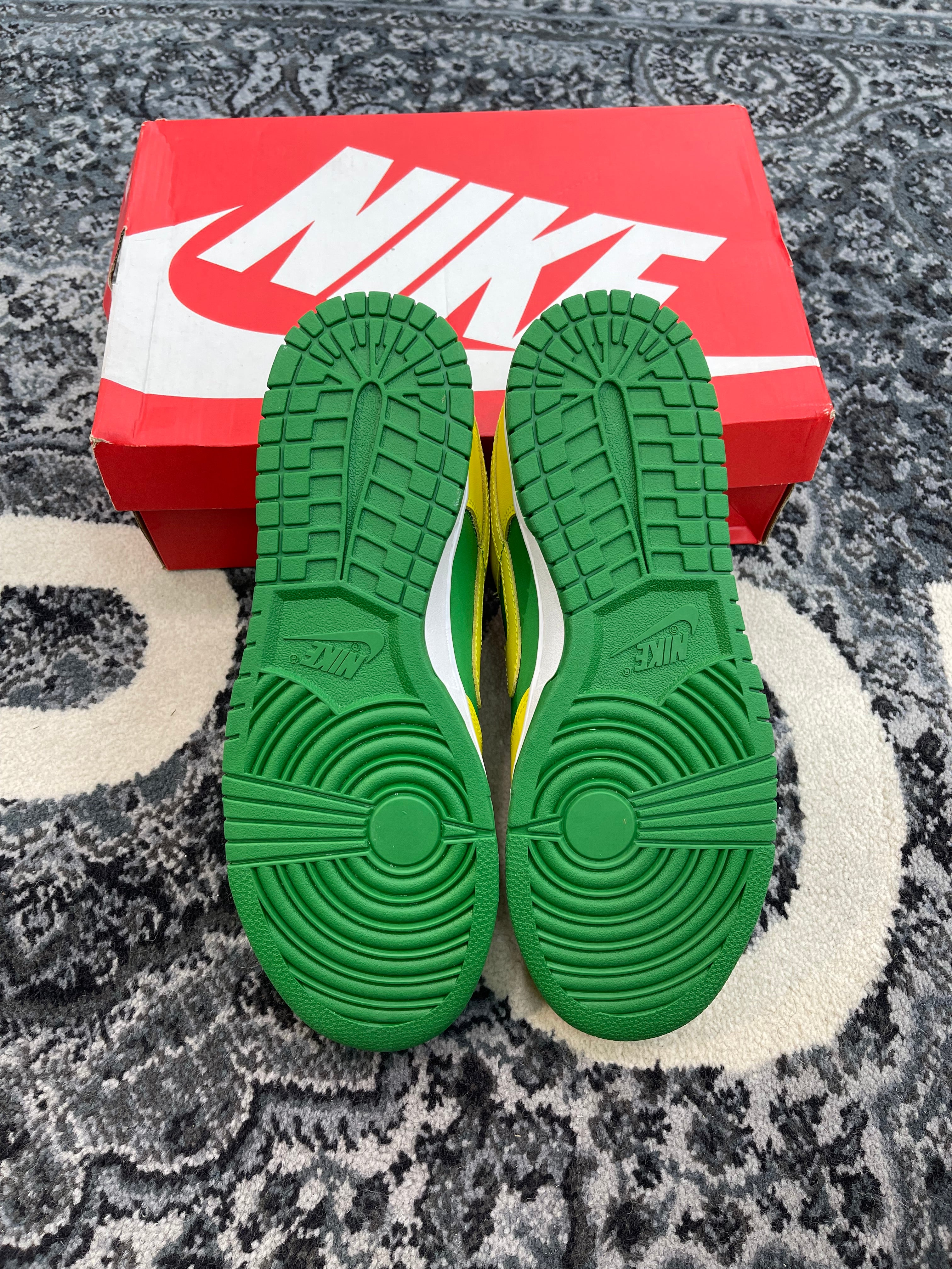 Nike Dunk Low “Reverse Brazil”