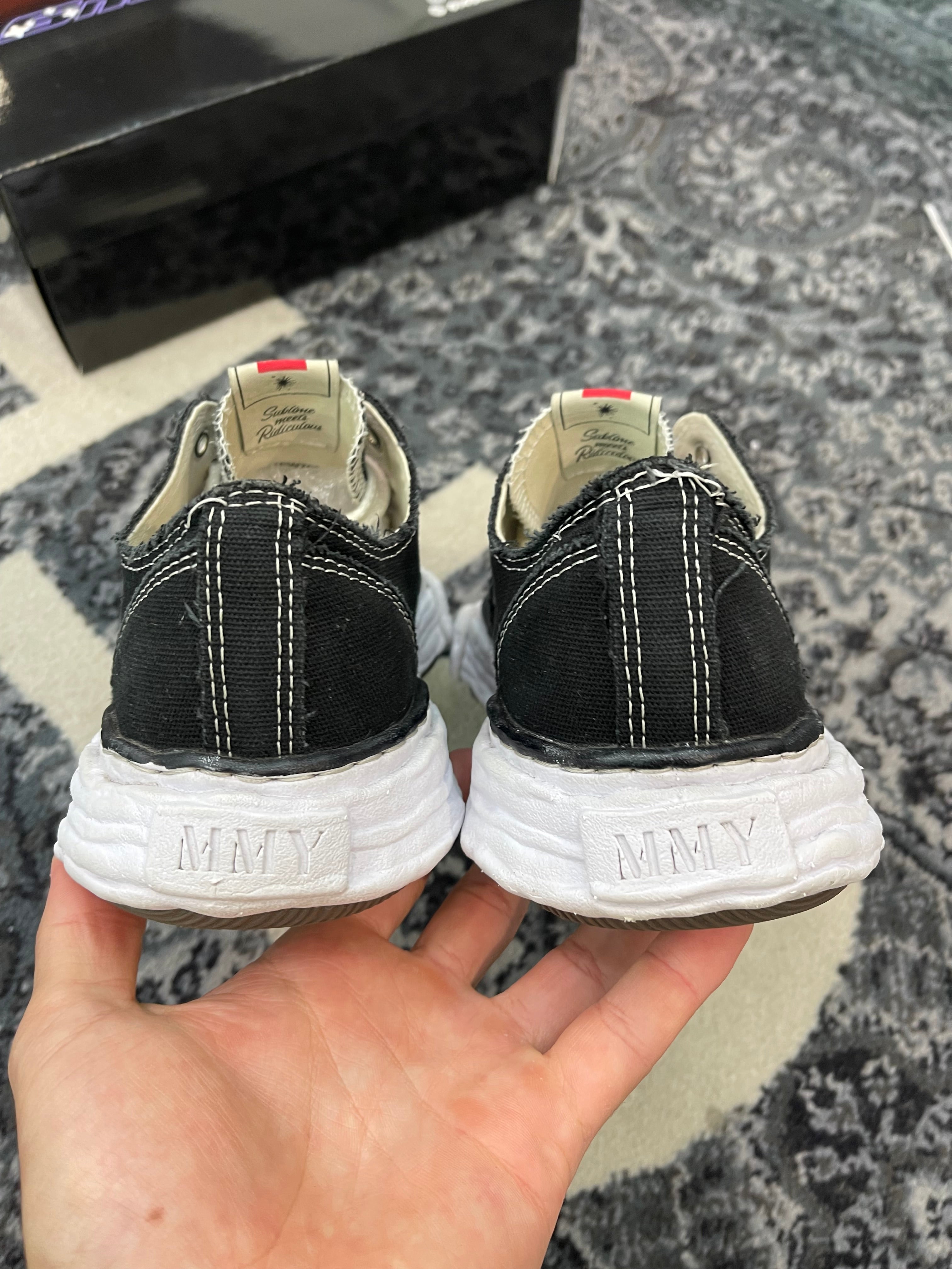Maison Mihara Sneakers Low “Black”
