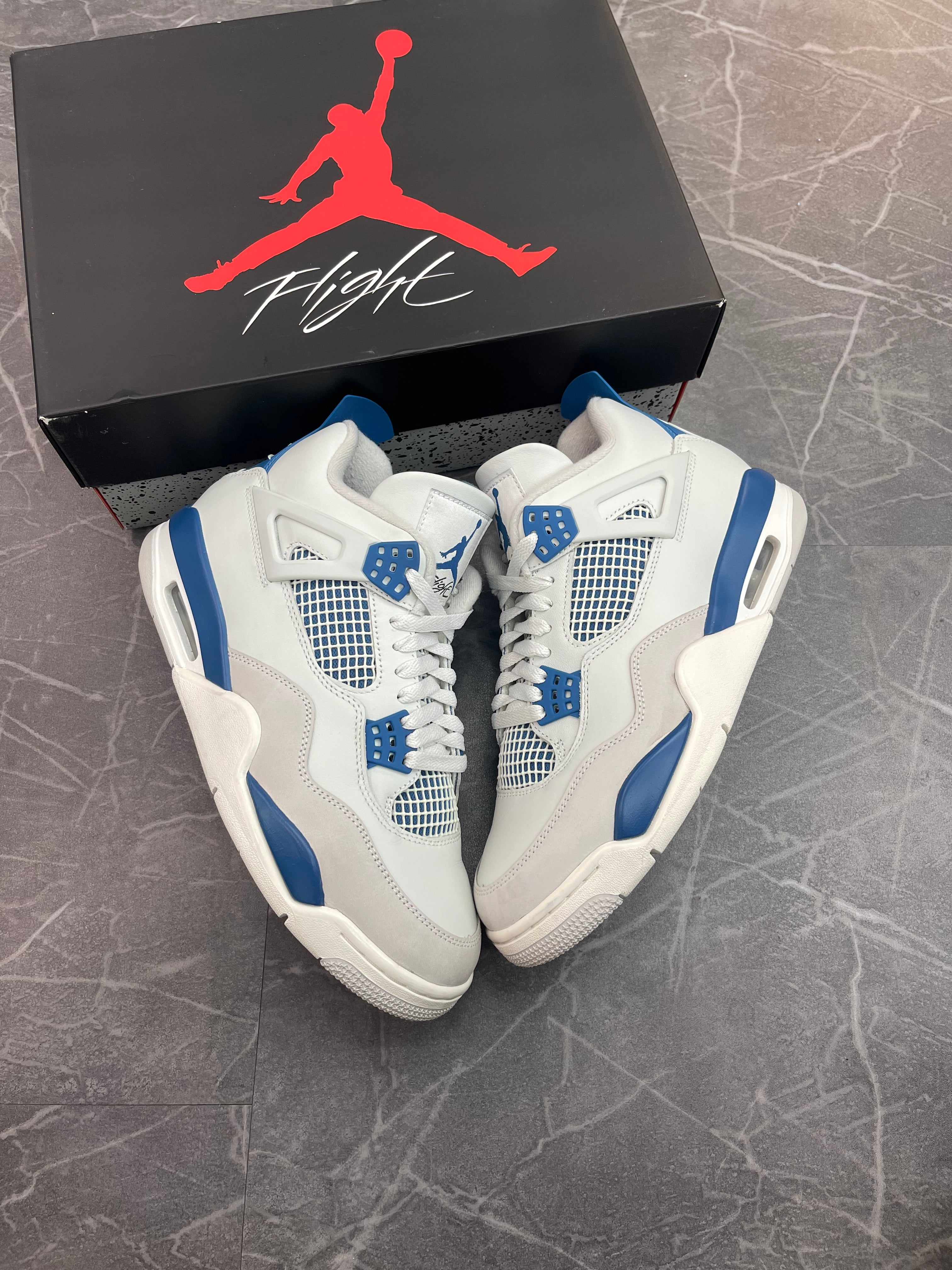 Jordan 4 “Military Blue” (2024)