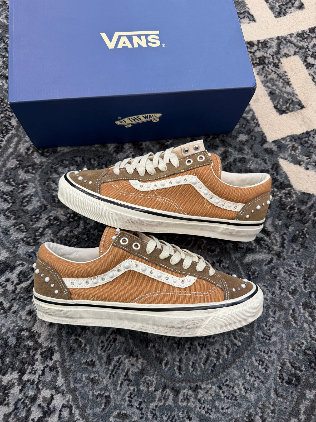 Vans Low “Pearlized Vintage Cocoa”