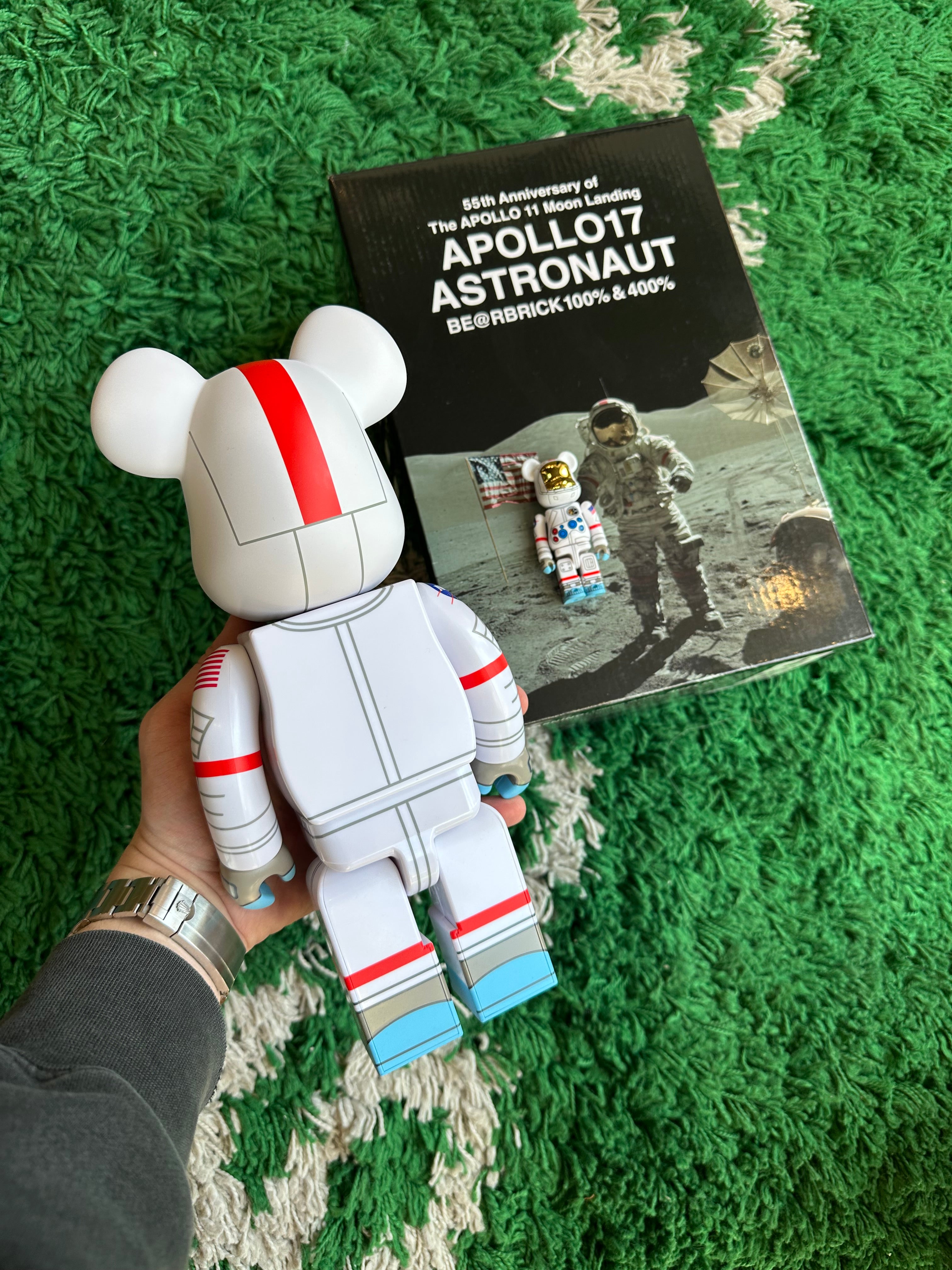 BearBrick 400% & 100% “Apollo 17”