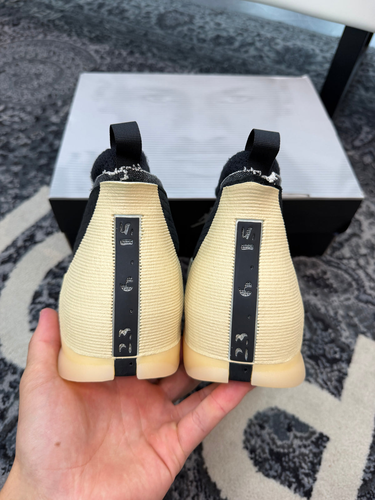 Jordan 15-23RE “Black Muslin”