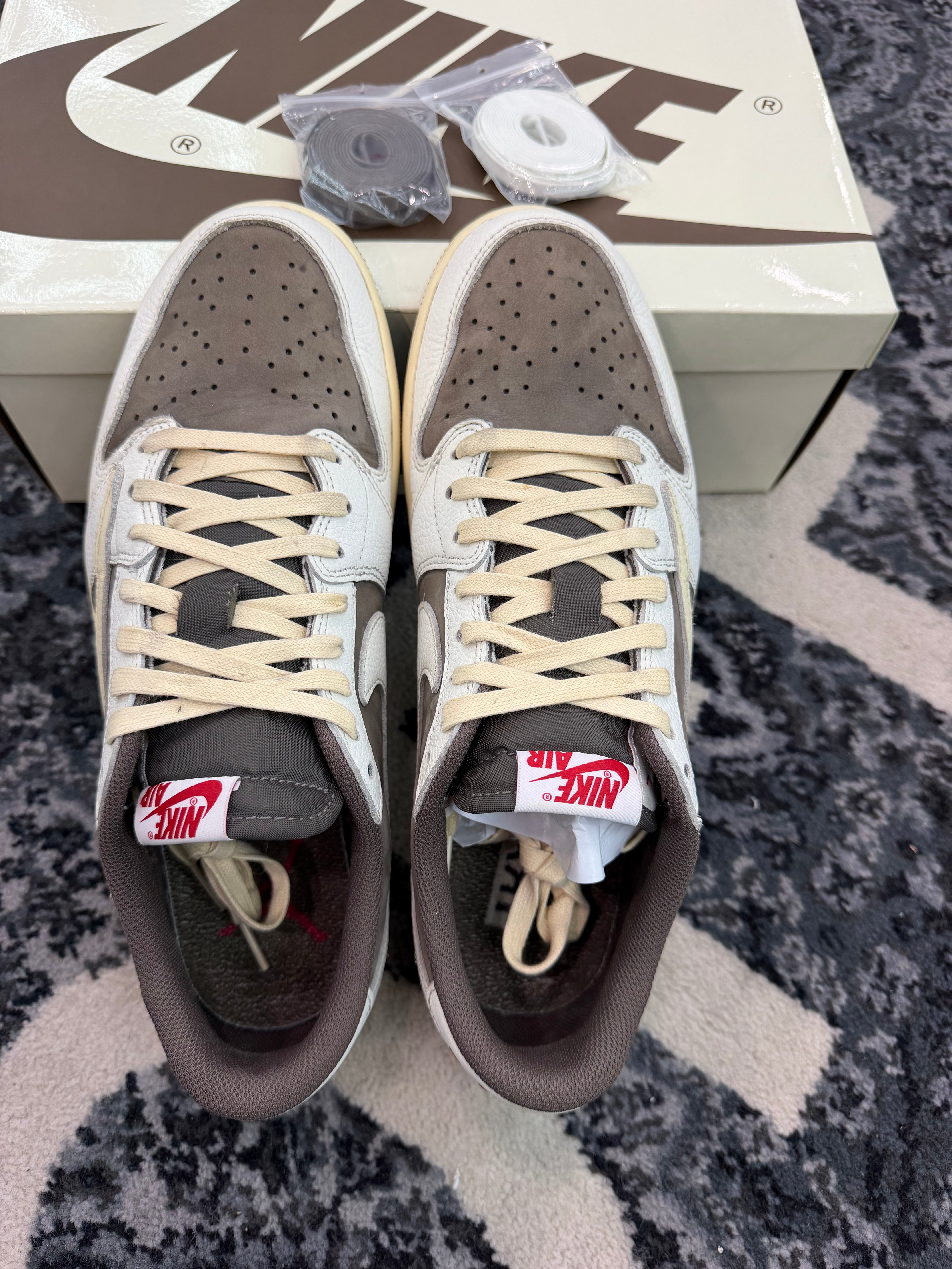 Jordan 1 Low x Travis Scott “Reverse Mocha”
