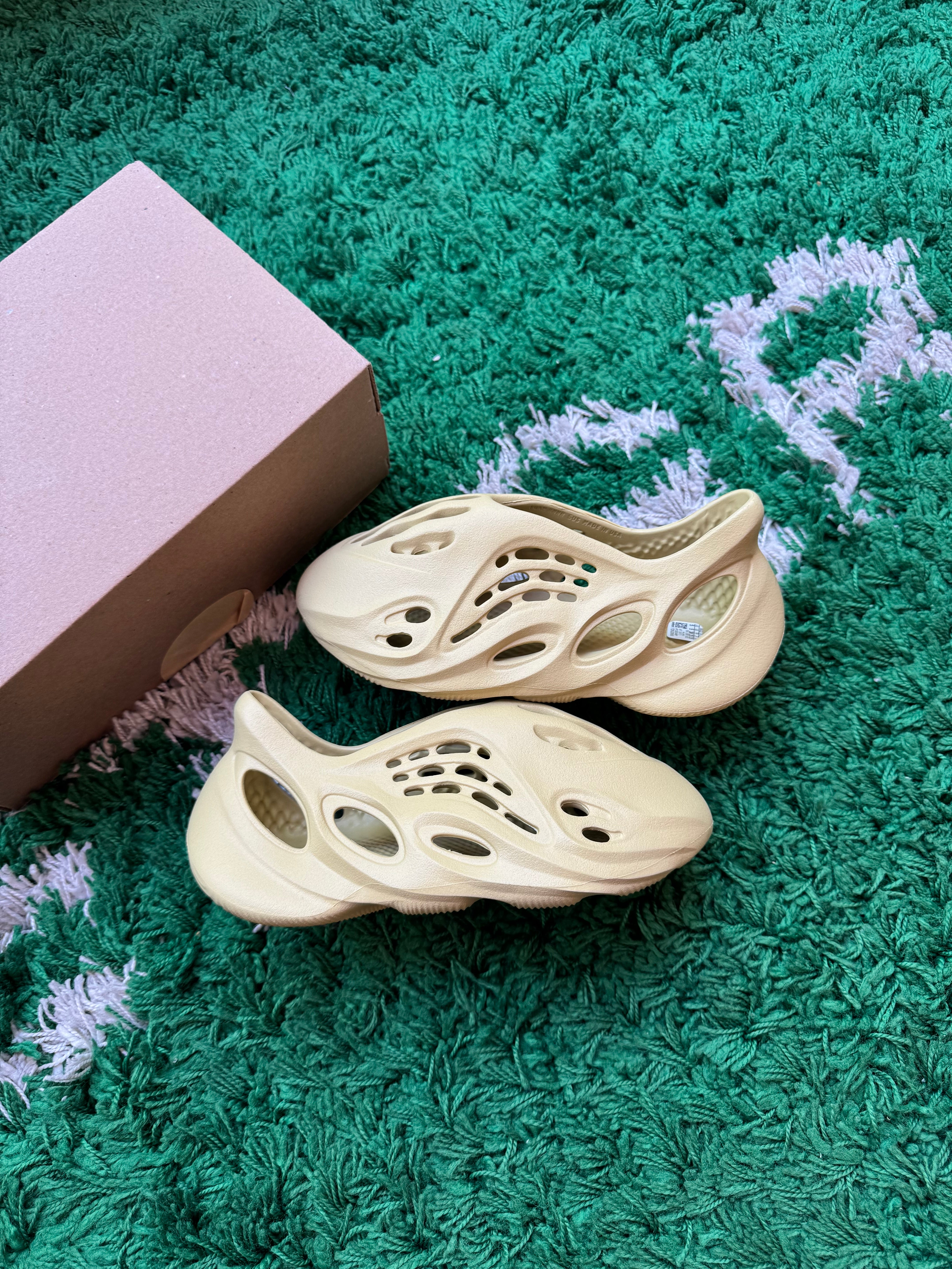 Yeezy Foam RNR “Sulfur”