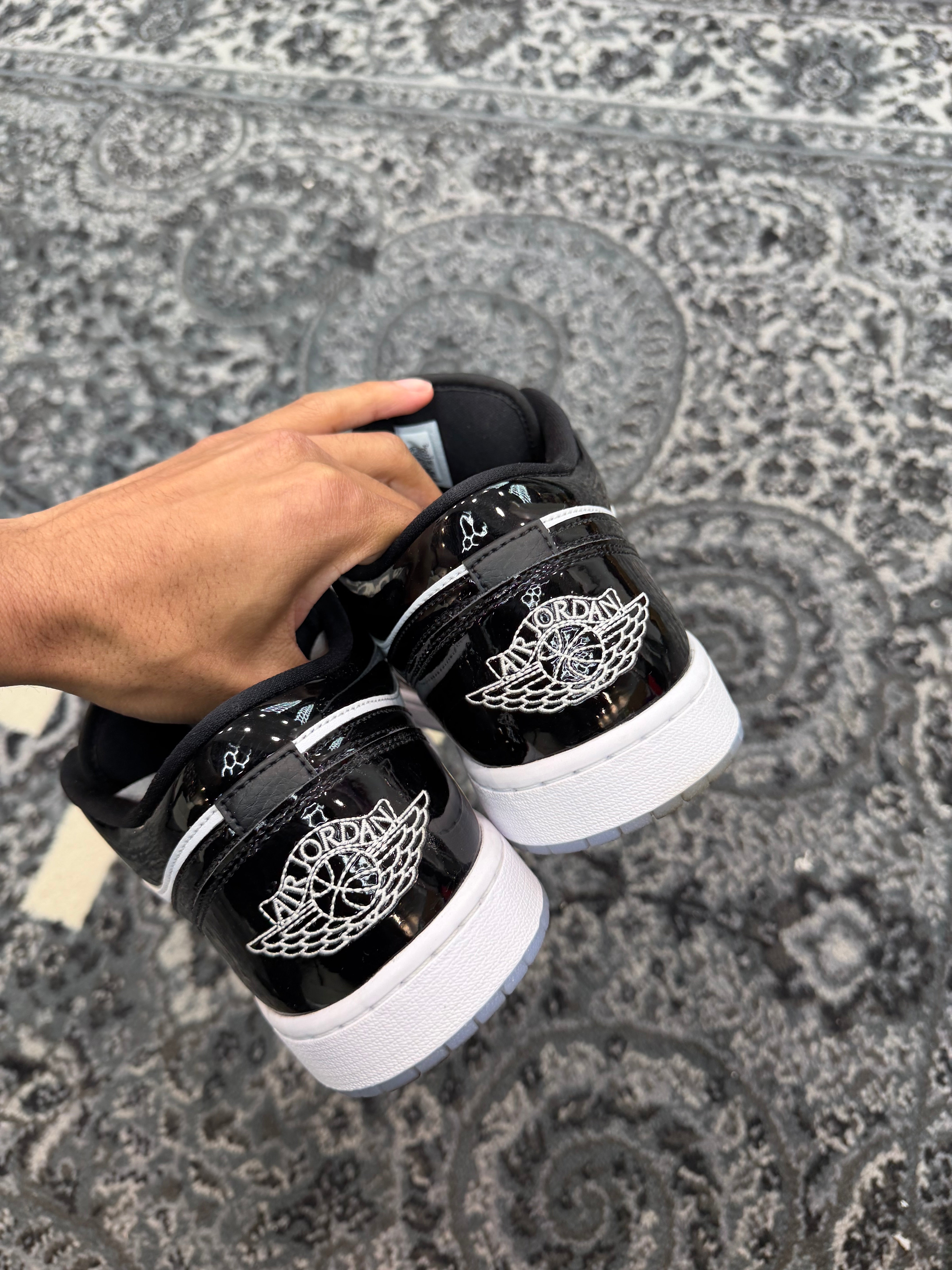 Jordan 1 Low “Concord”