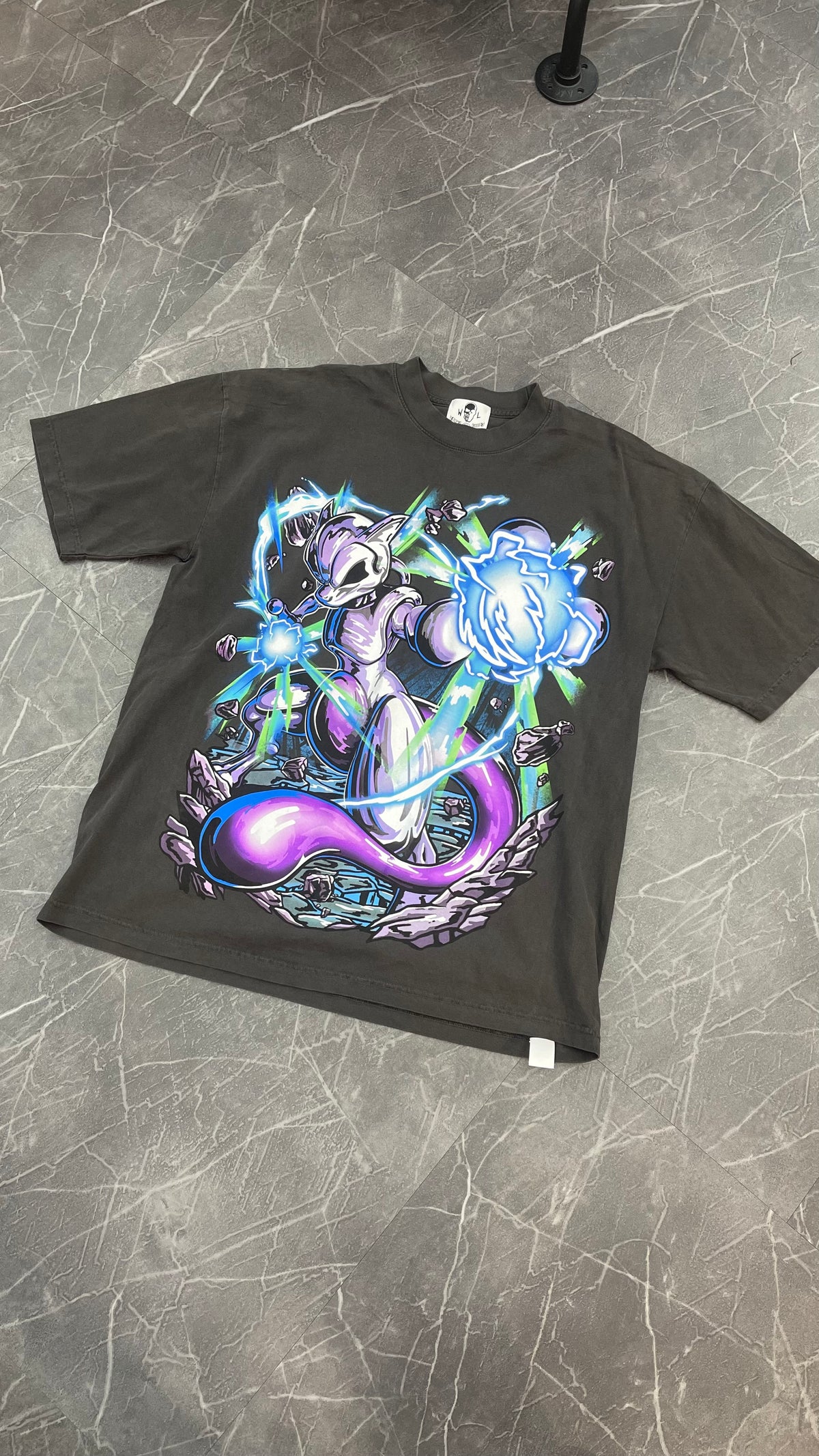 Warren Lotas Psychic Cat T-Shirt 'Vintage Black'