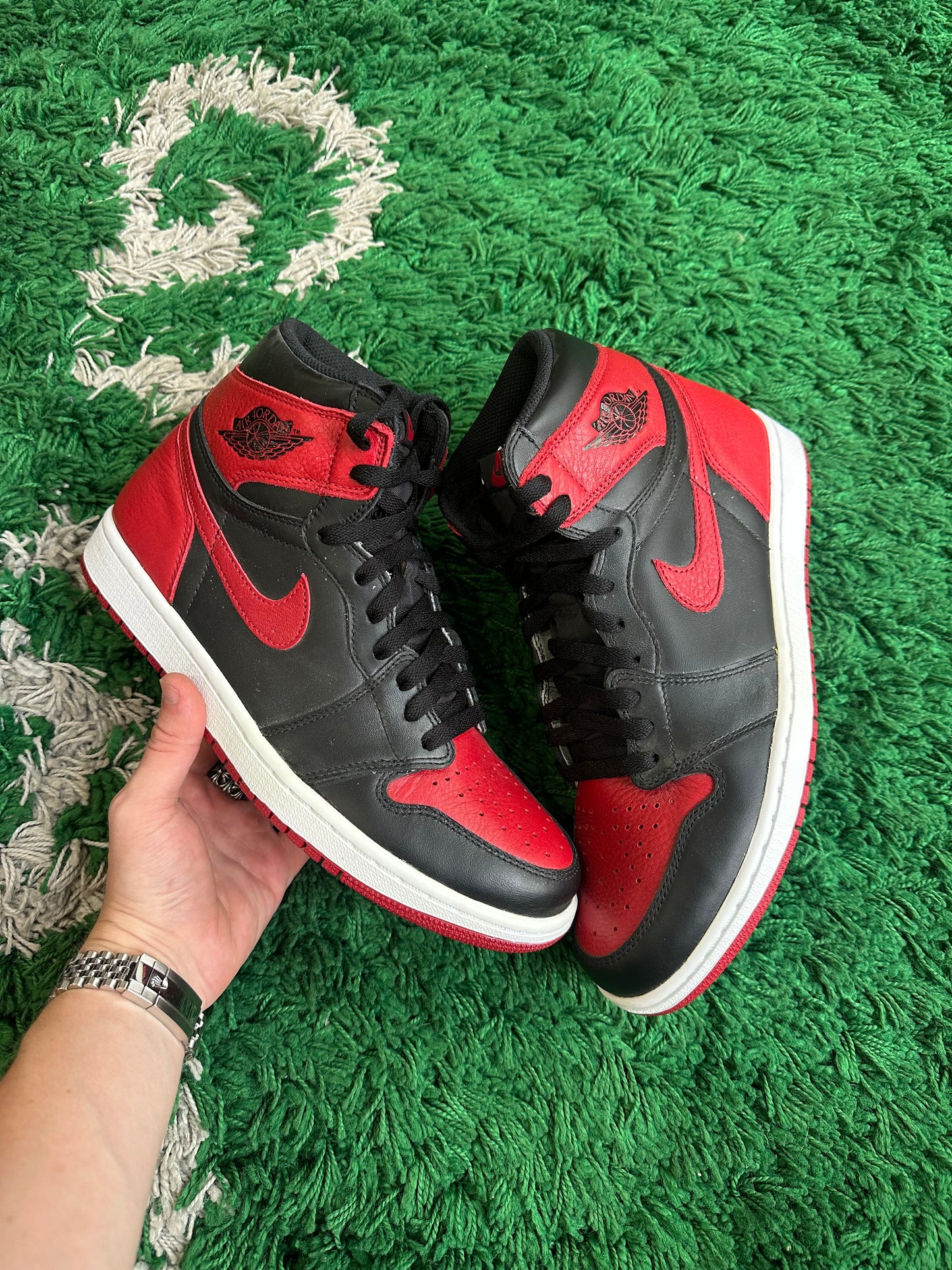 Jordan 1 High “Bred Banned” (2016)