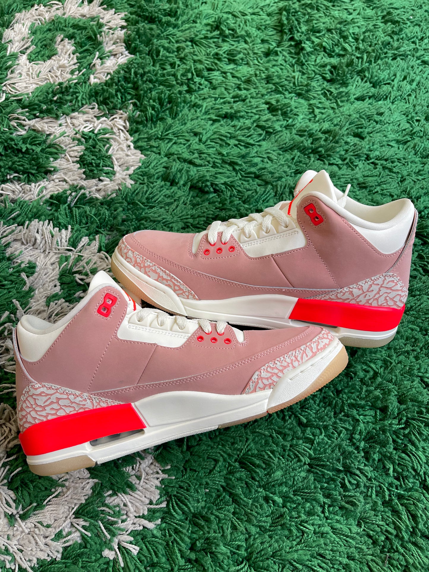 Jordan 3 “Rust Pink”