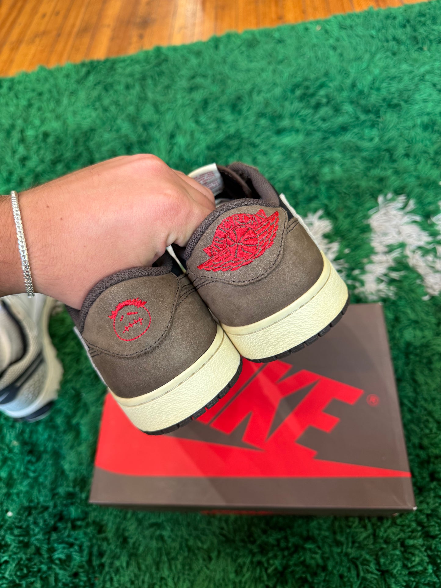 Jordan 1 Low Travis Scott “Mocha”