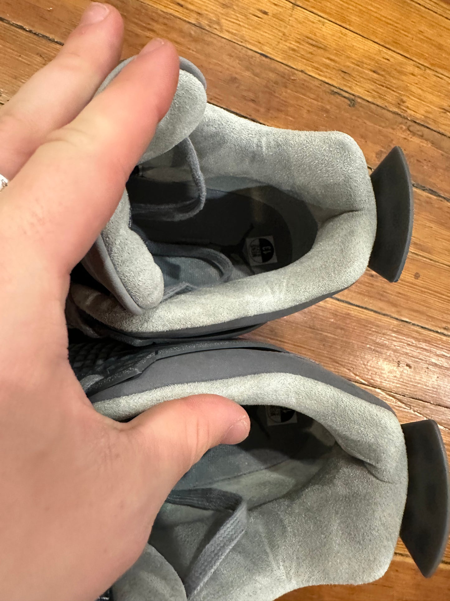 Jordan 4 “Wet Cement”