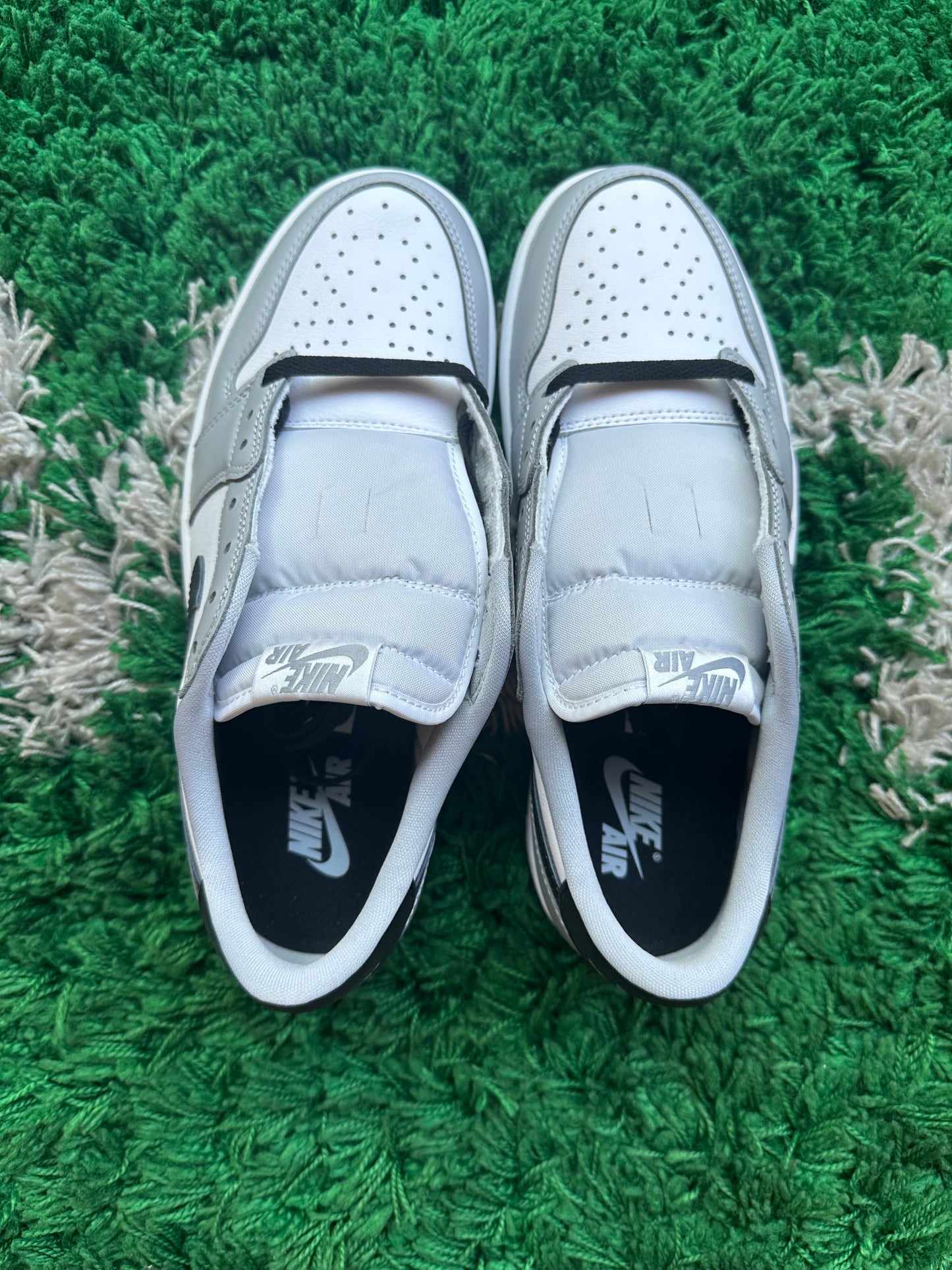 Jordan 1 Low “Barons”