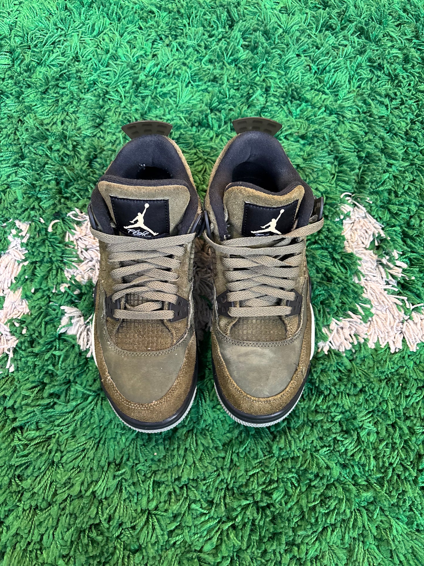 Jordan 4 “Craft Medium Olive”