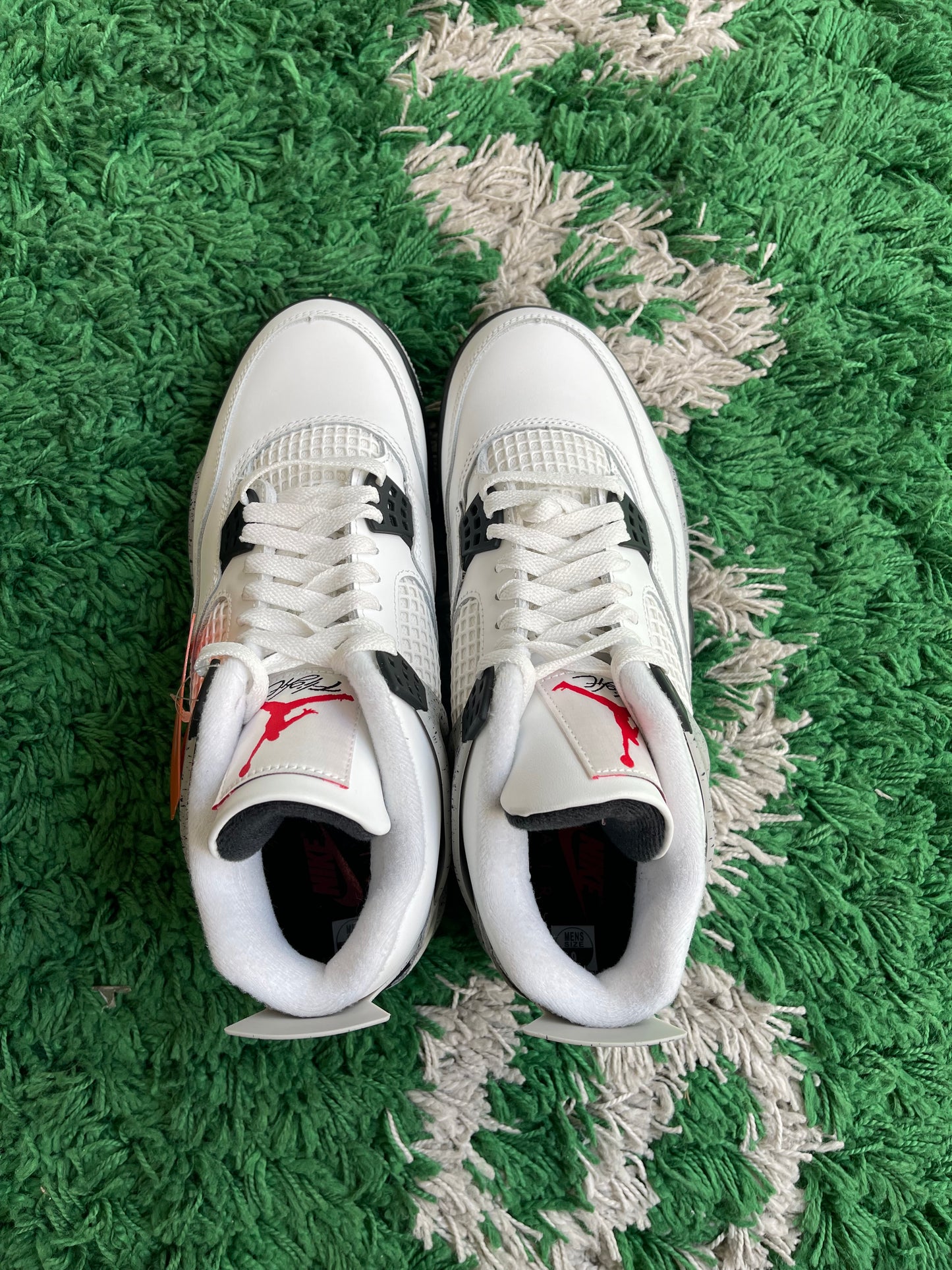 Jordan 4 “White Cement”