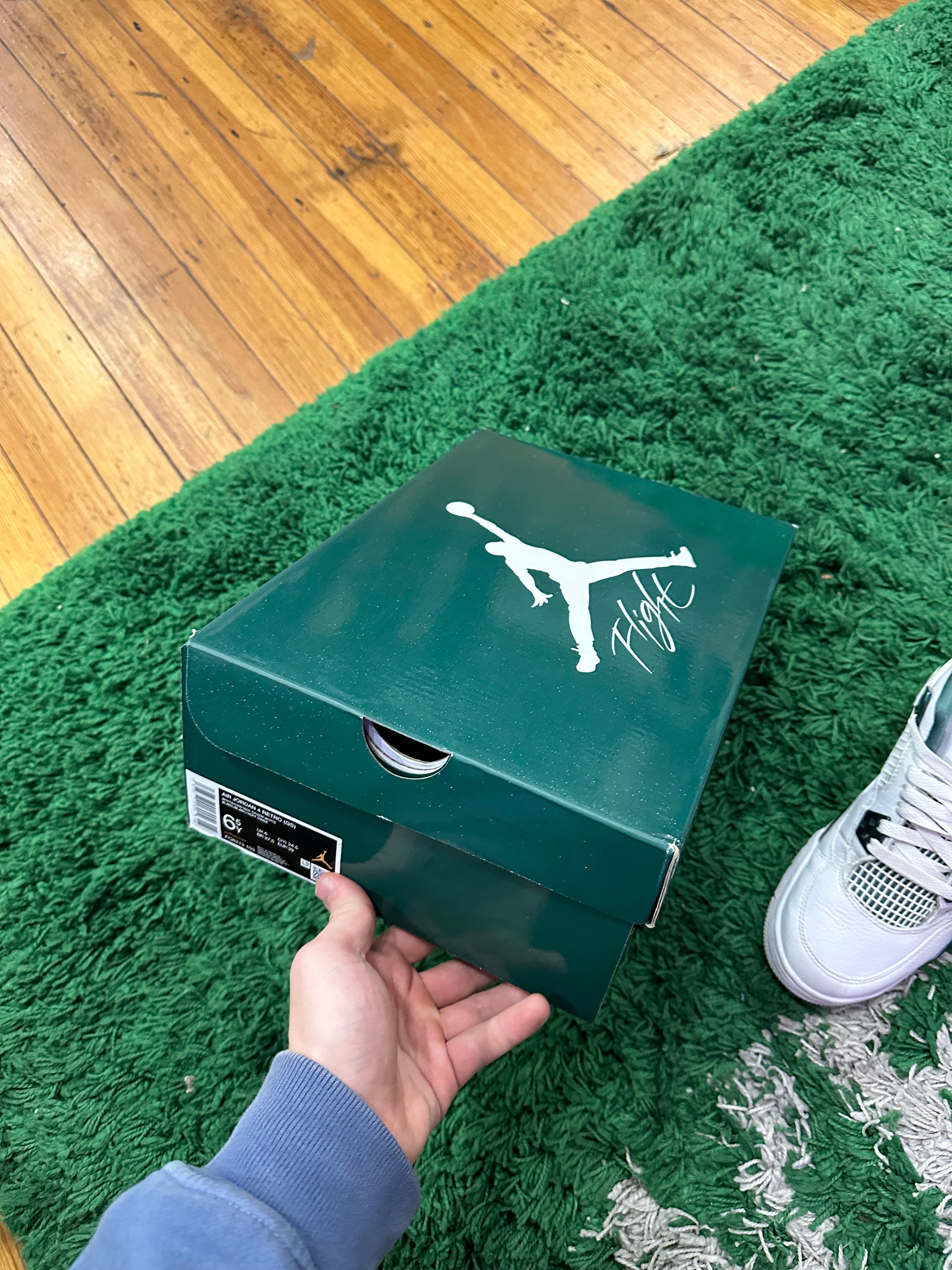 Jordan 4 “Oxidized Green”