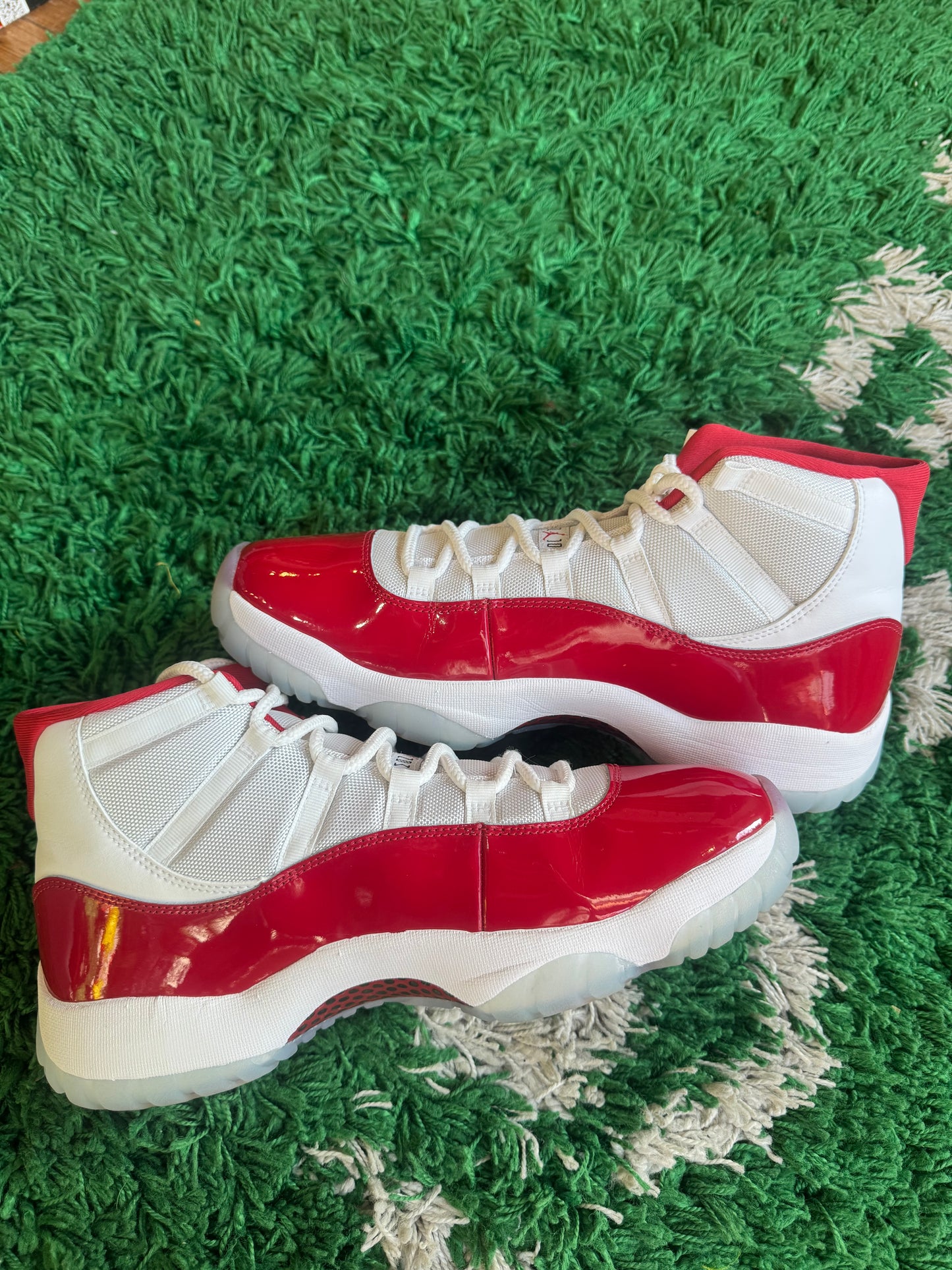 Jordan 11 “Cherry”