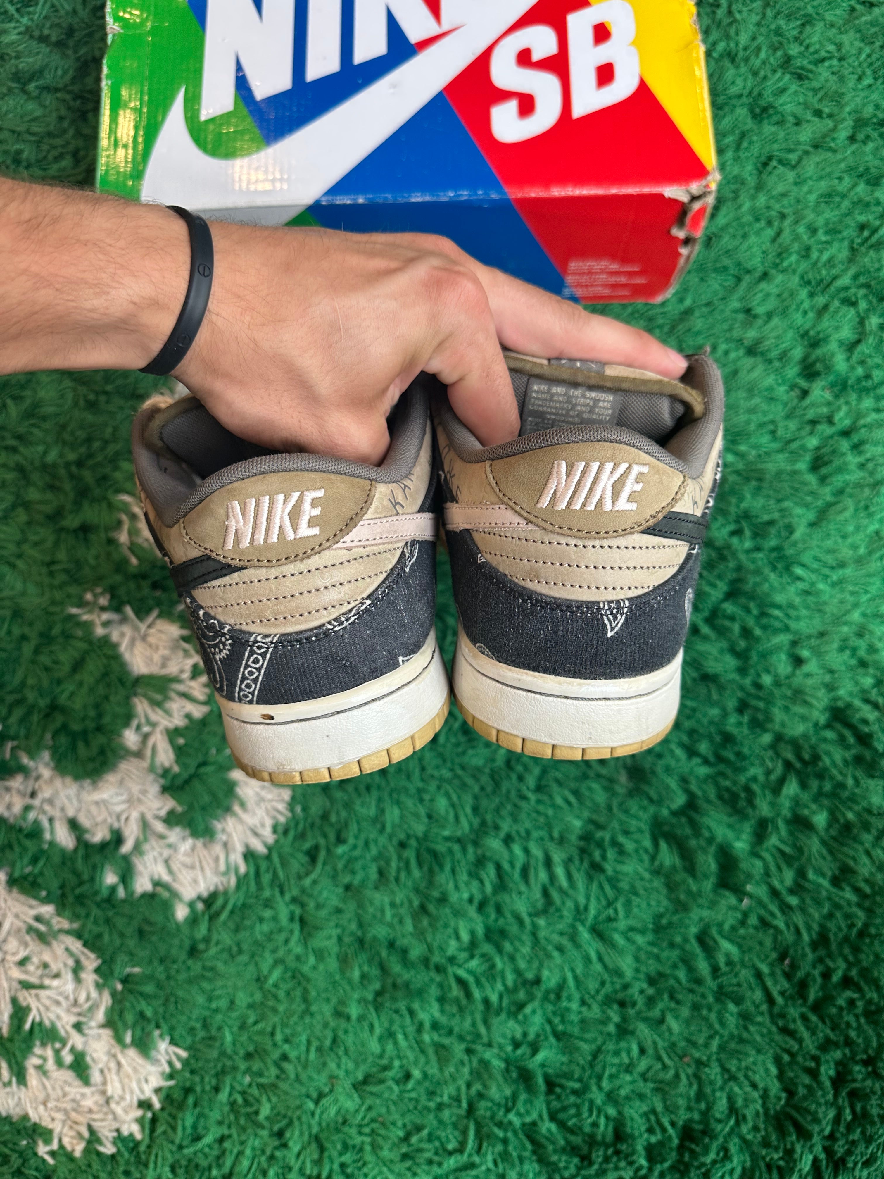Nike SB Dunk Low “Travis Scott”