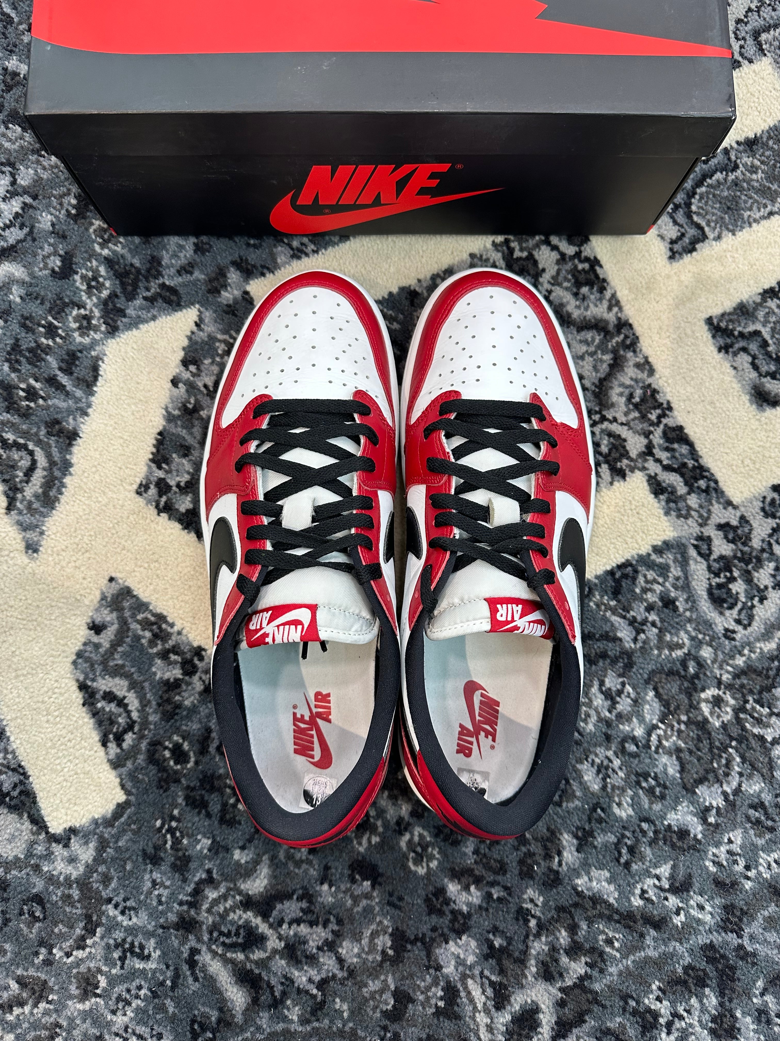 Jordan 1 Low “Chicago”