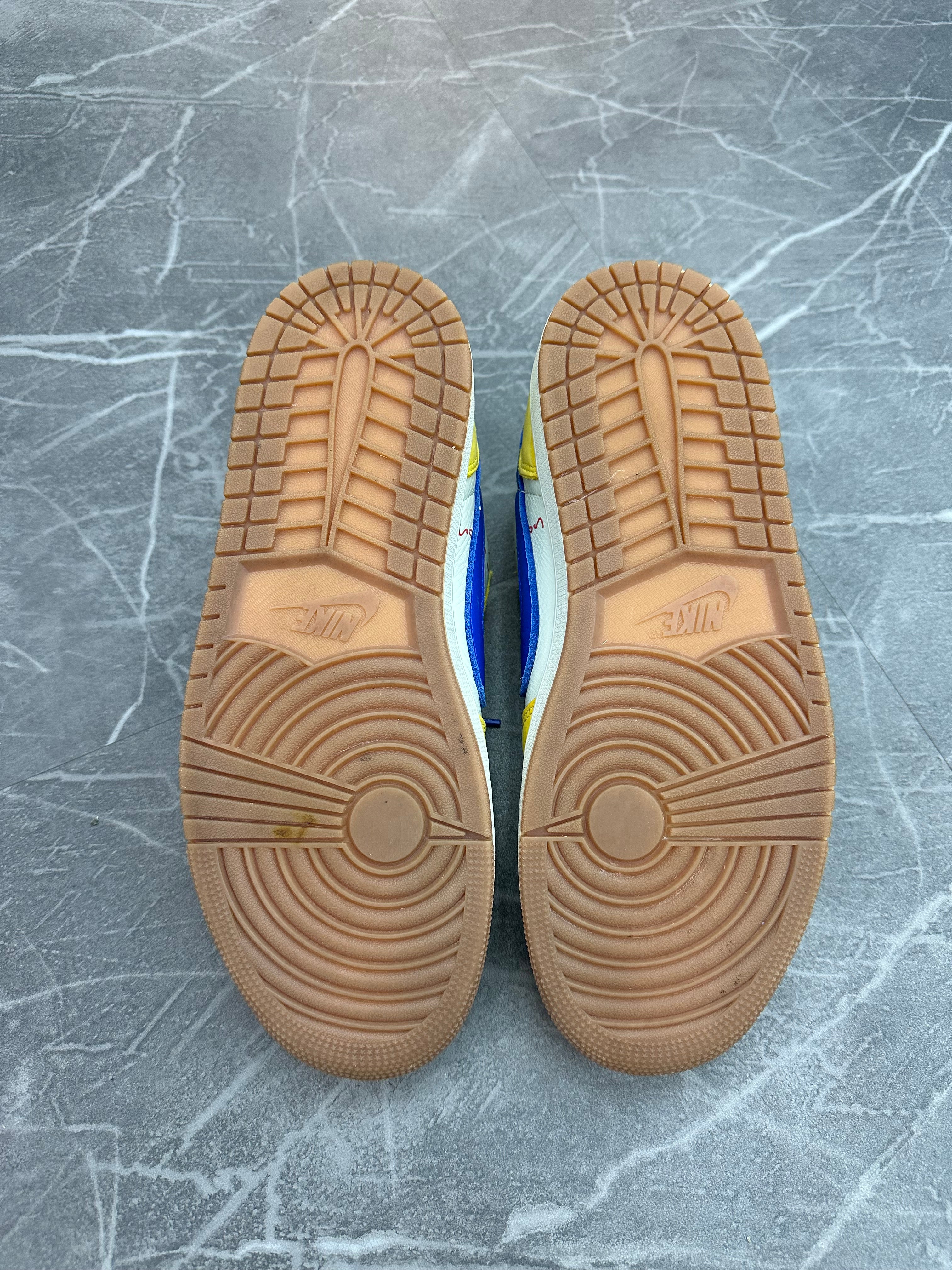 Travis Scott Jordan 1 Low “Canary”