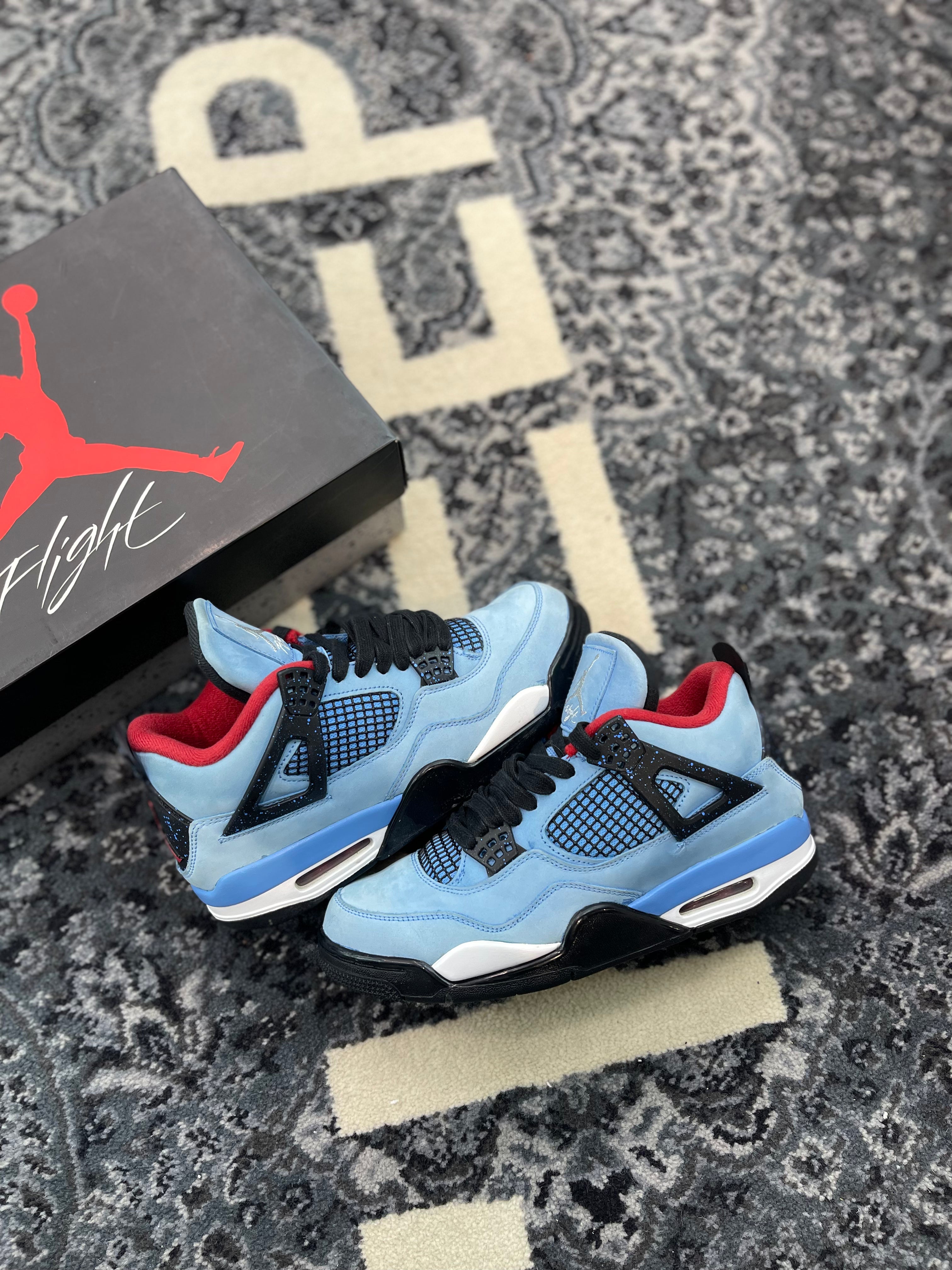 Travis Scott Jordan 4 “Cactus Jack”
