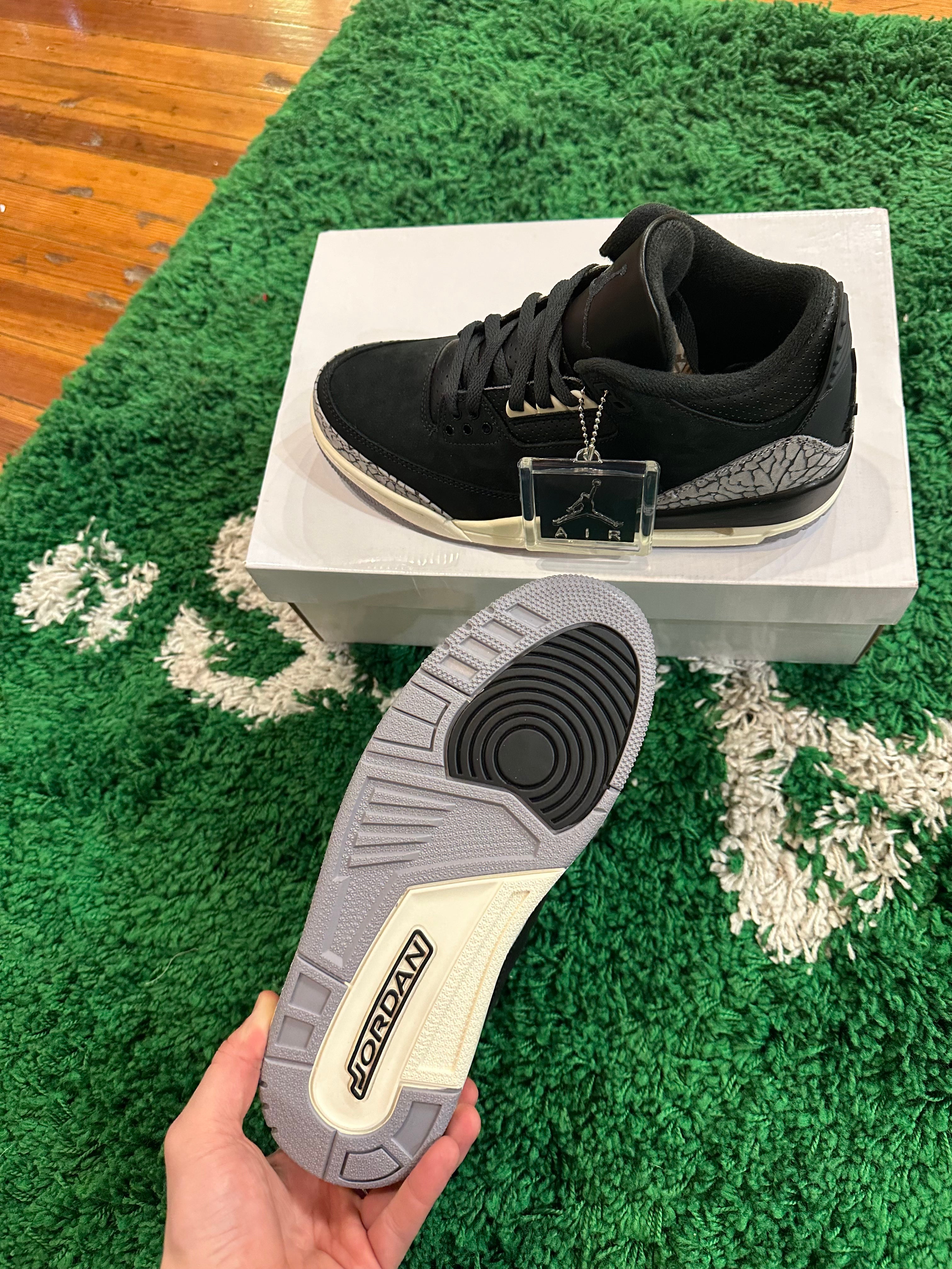 Jordan 3 “Off Noir”