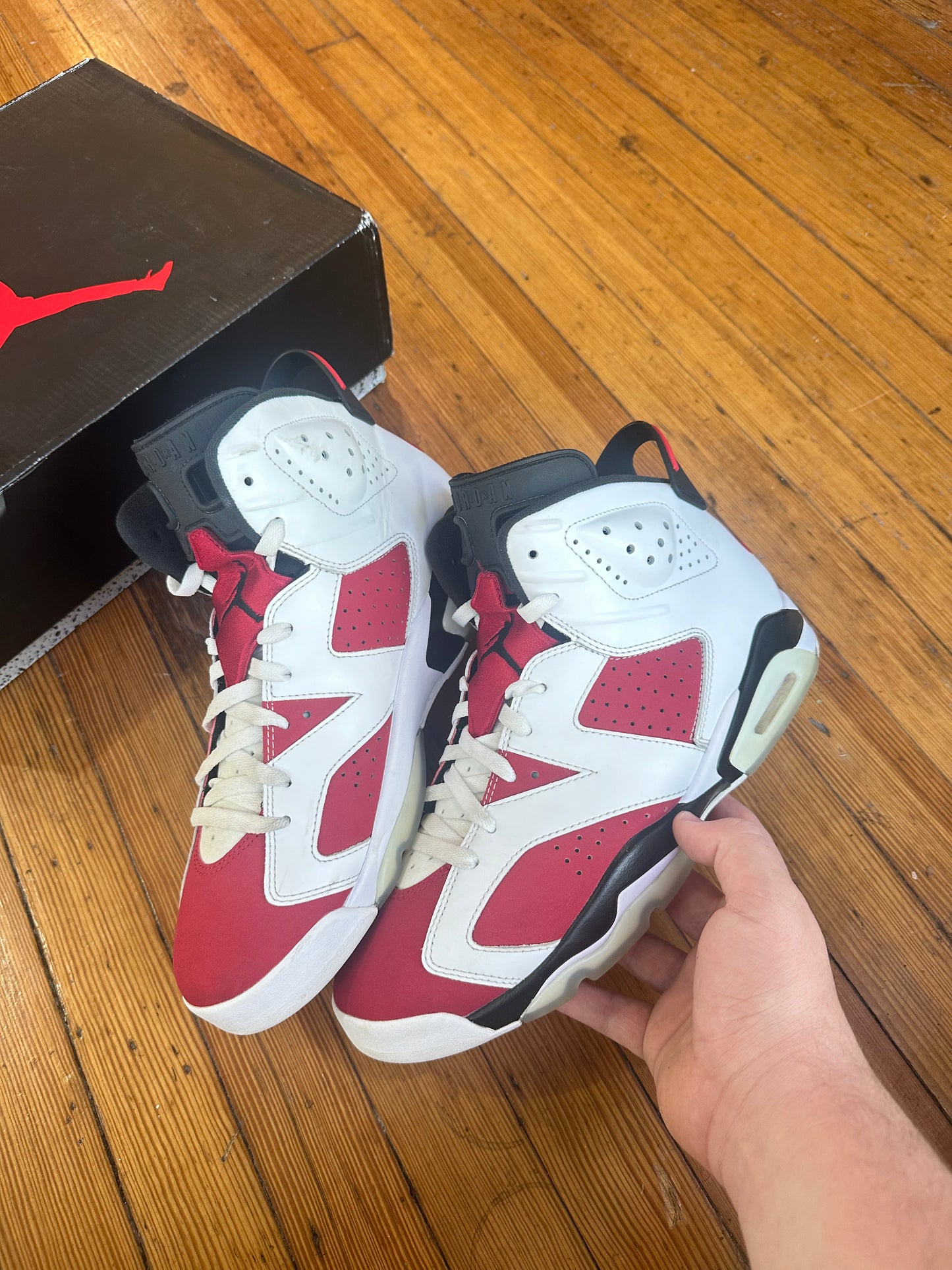 Jordan 6 “Carmine”