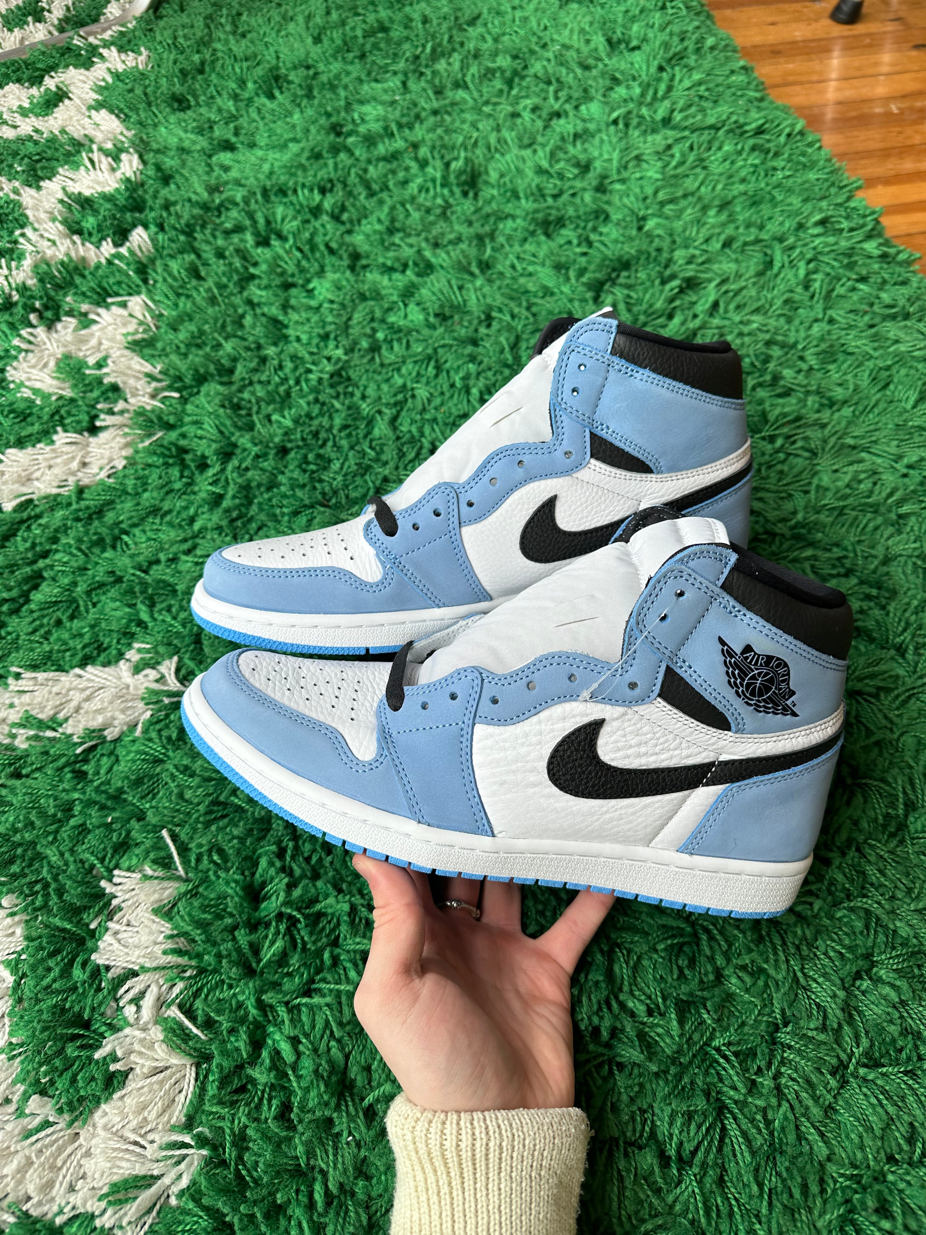 Jordan 1 High “University Blue”